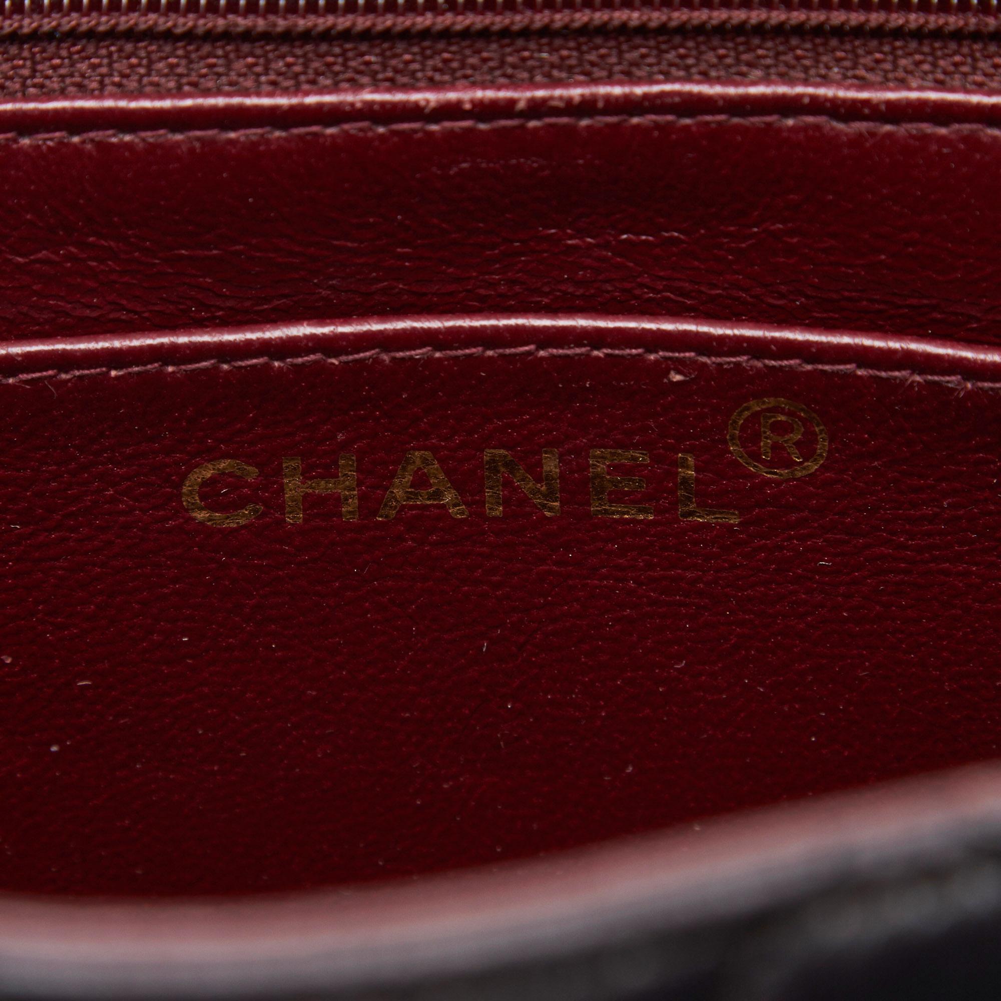Chanel Black Matelasse Lambskin Chain Crossbody Flap Bag For Sale 2