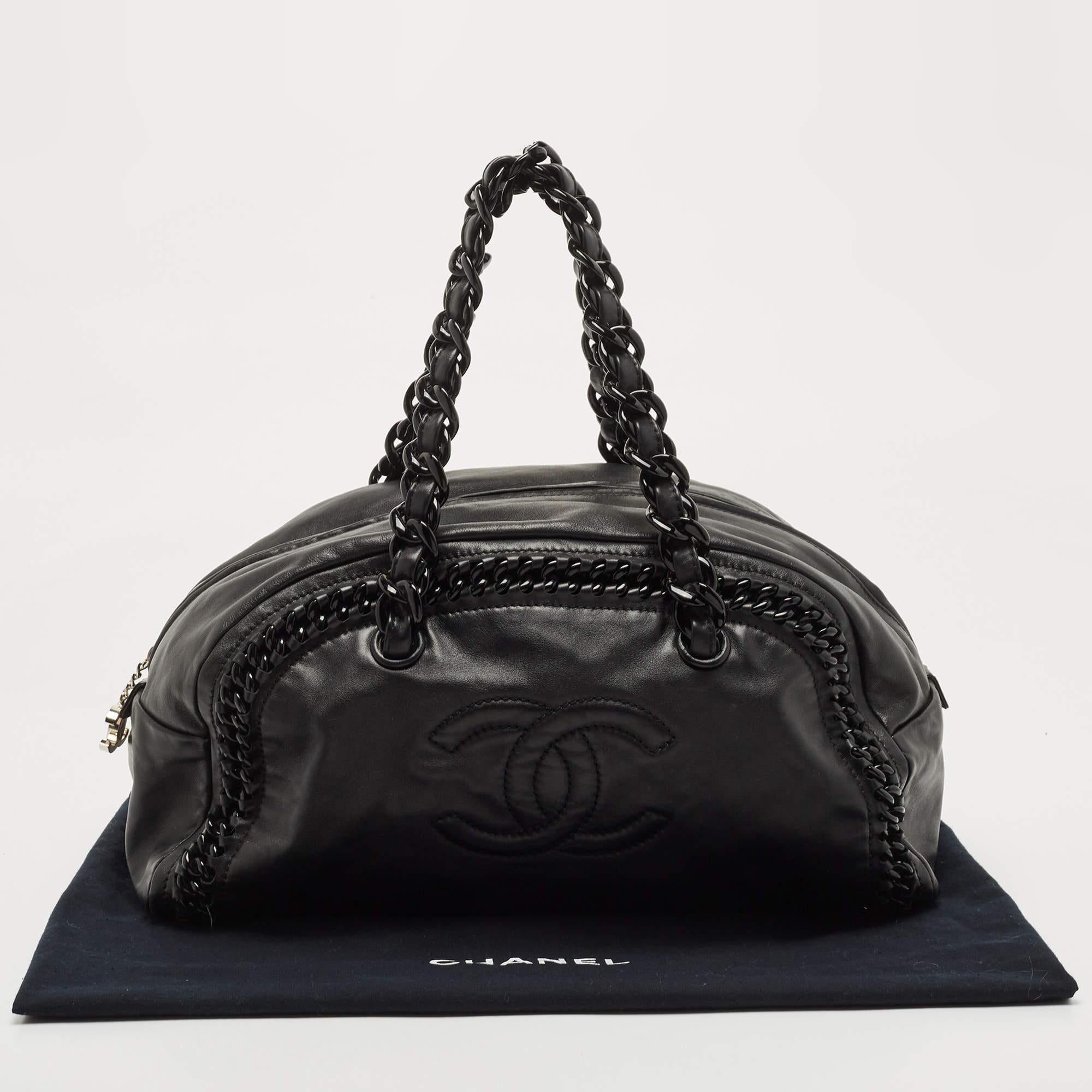 Chanel Black Matte Leather Large Luxe Ligne Bowler Bag 8