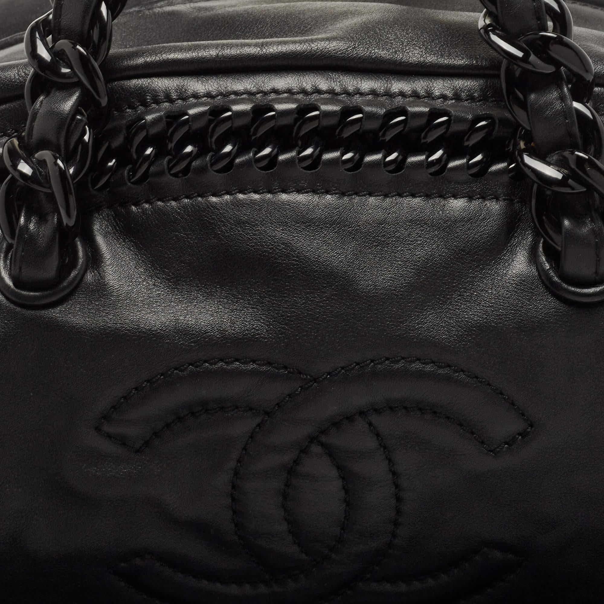 Chanel Black Matte Leather Large Luxe Ligne Bowler Bag 4