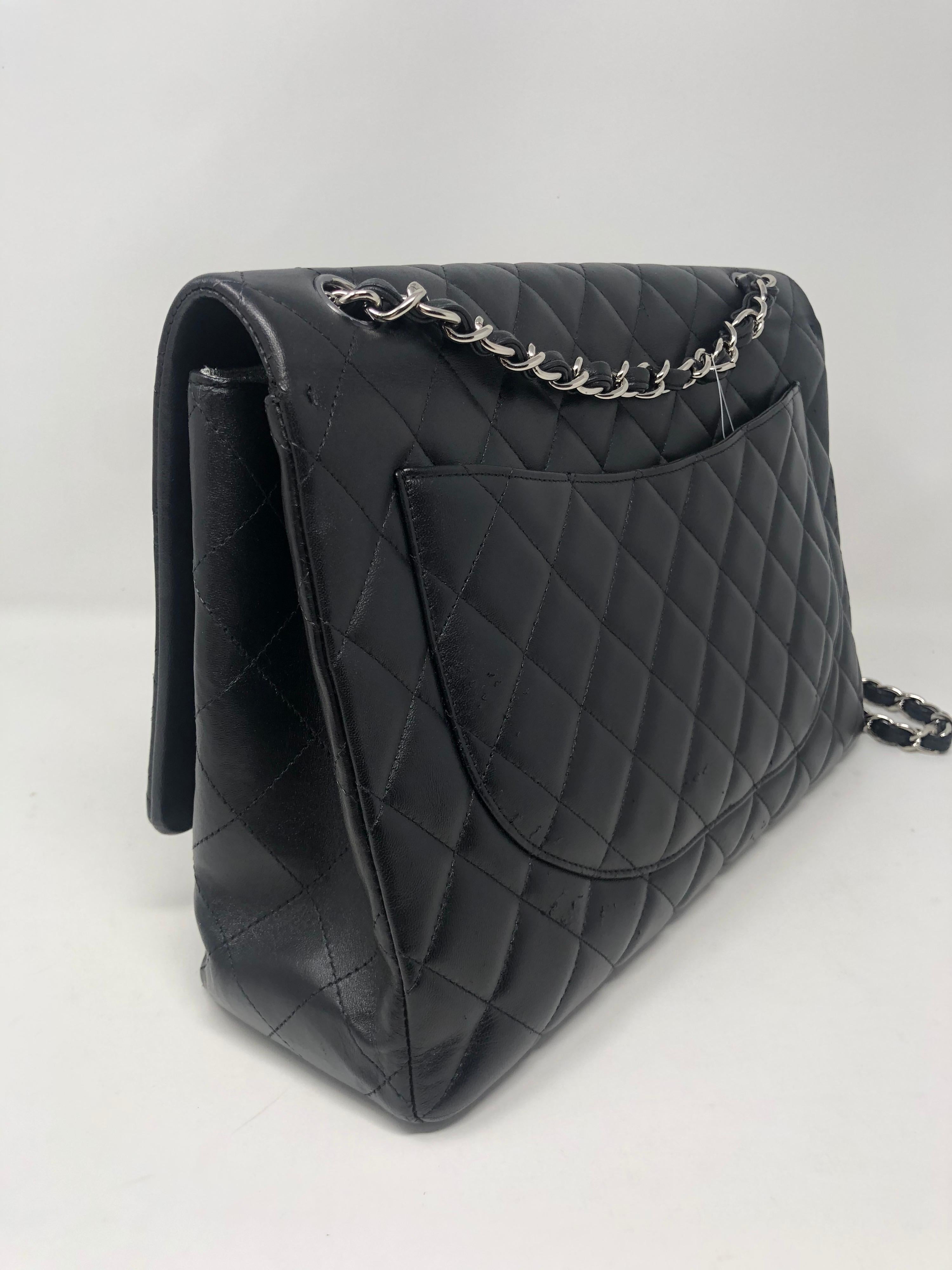 Chanel Black Maxi Single Flap Bag  In Good Condition In Athens, GA