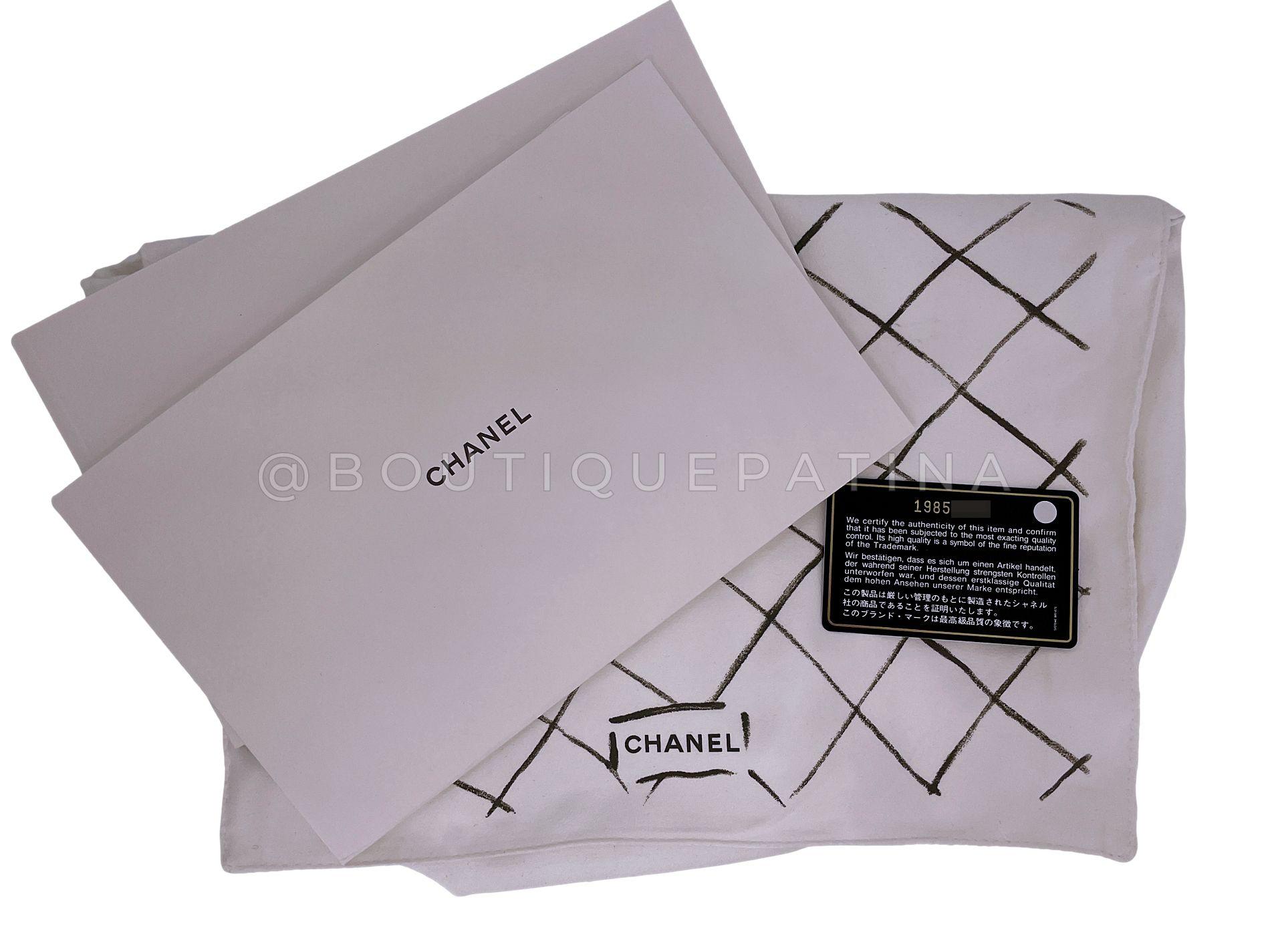 Chanel Black Medium 226 2.55 Reissue Classic Double Flap Bag RHW 66867 For Sale 9