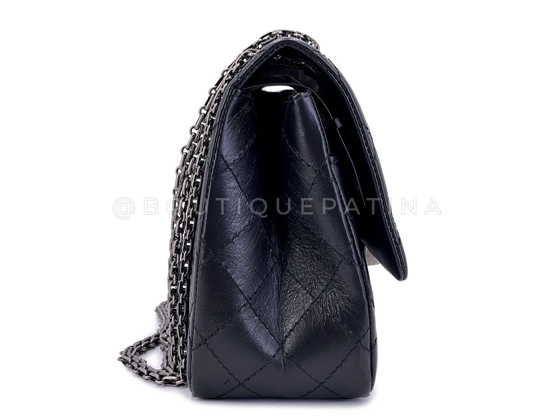 Women's Chanel Black Medium 226 2.55 Reissue Classic Double Flap Bag RHW 66867 For Sale