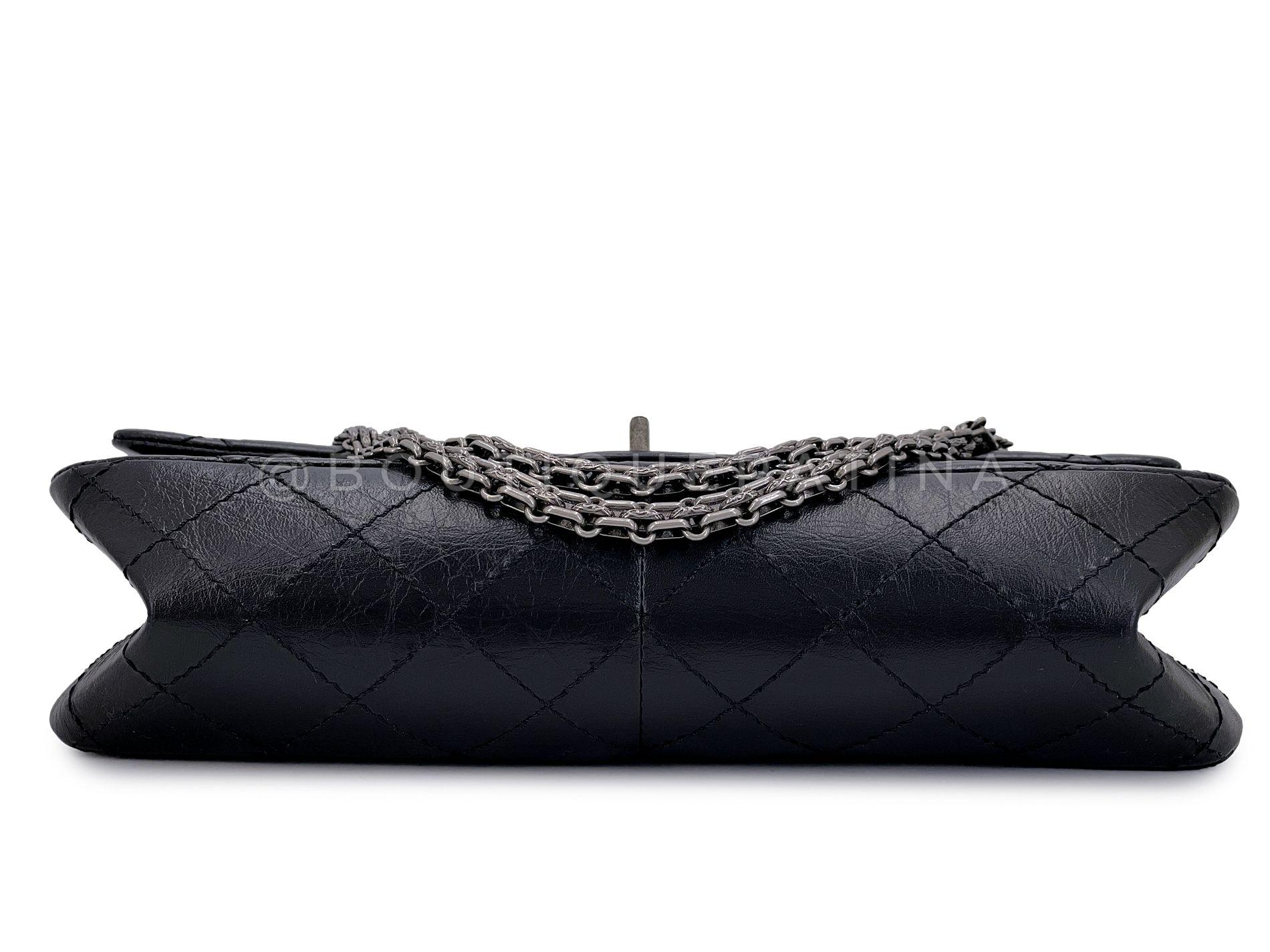 Chanel Black Medium 226 2.55 Reissue Classic Double Flap Bag RHW 66867 For Sale 3