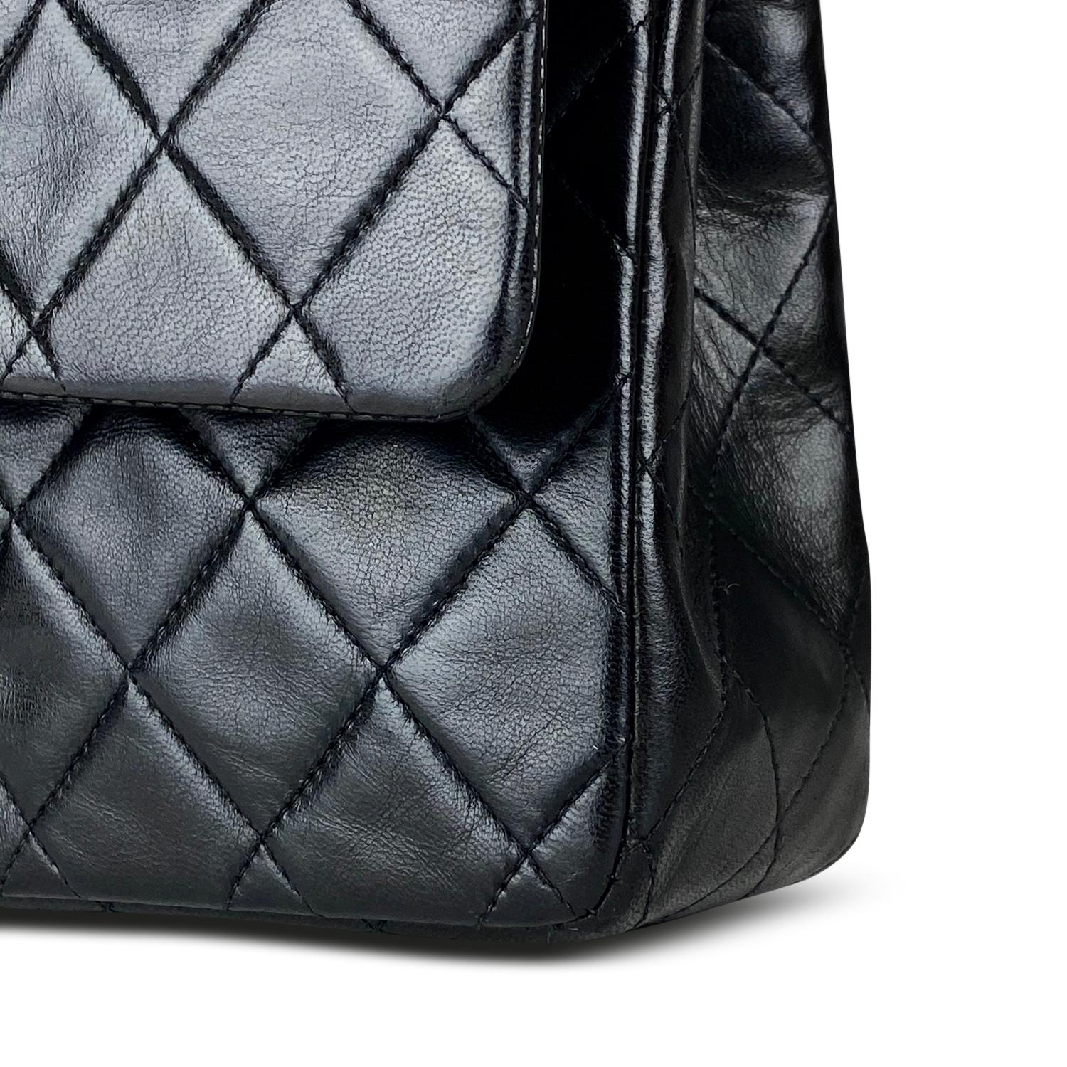 Chanel Black Medium Classic/Timeless Double Flap Bag For Sale 2