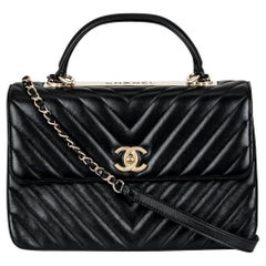 Chanel - Sac à rabat CC, moyen modèle, tendance, noir