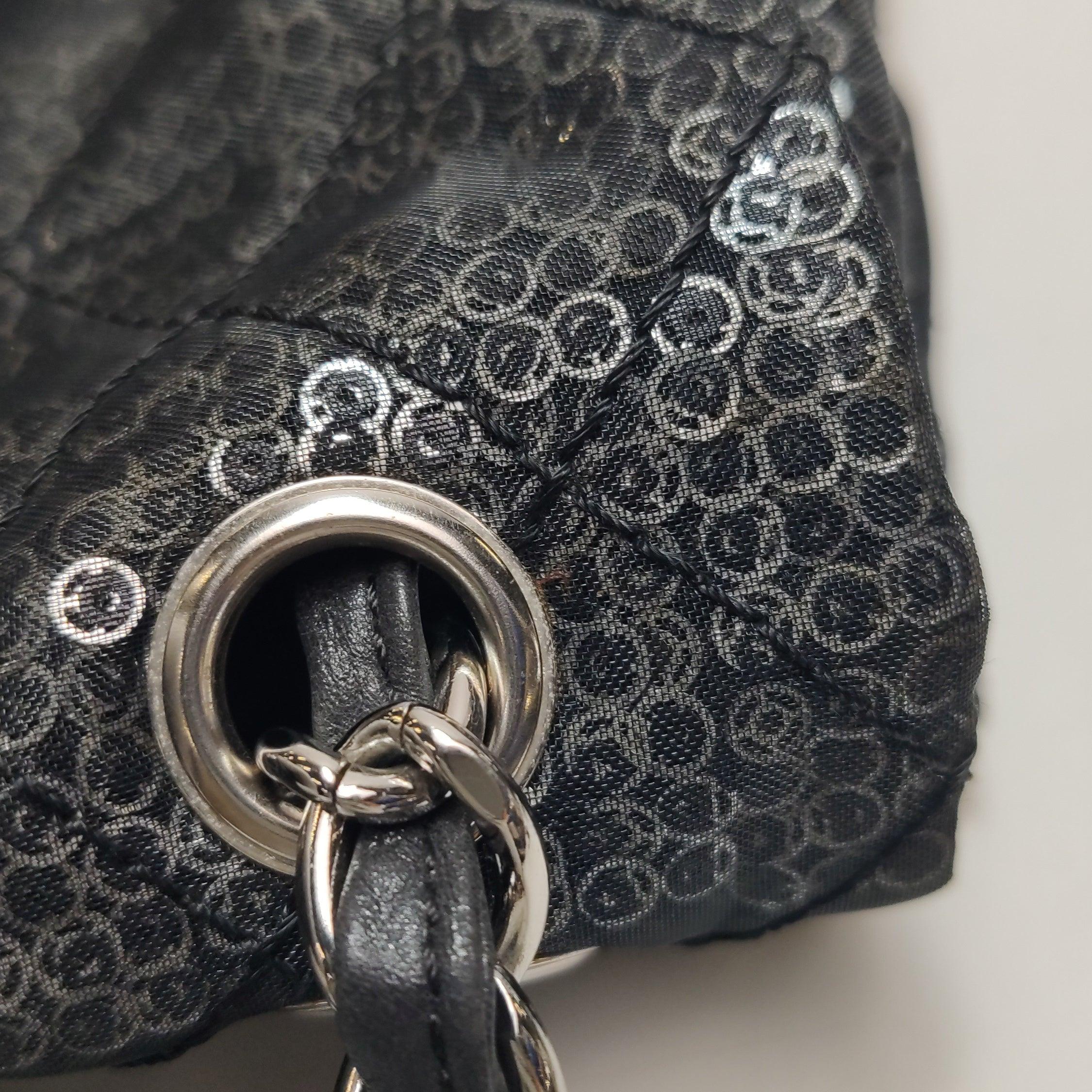 Chanel Black Mesh and Sequins Jumbo Maxi Classic Flap Silver Hardware 2008 en vente 8