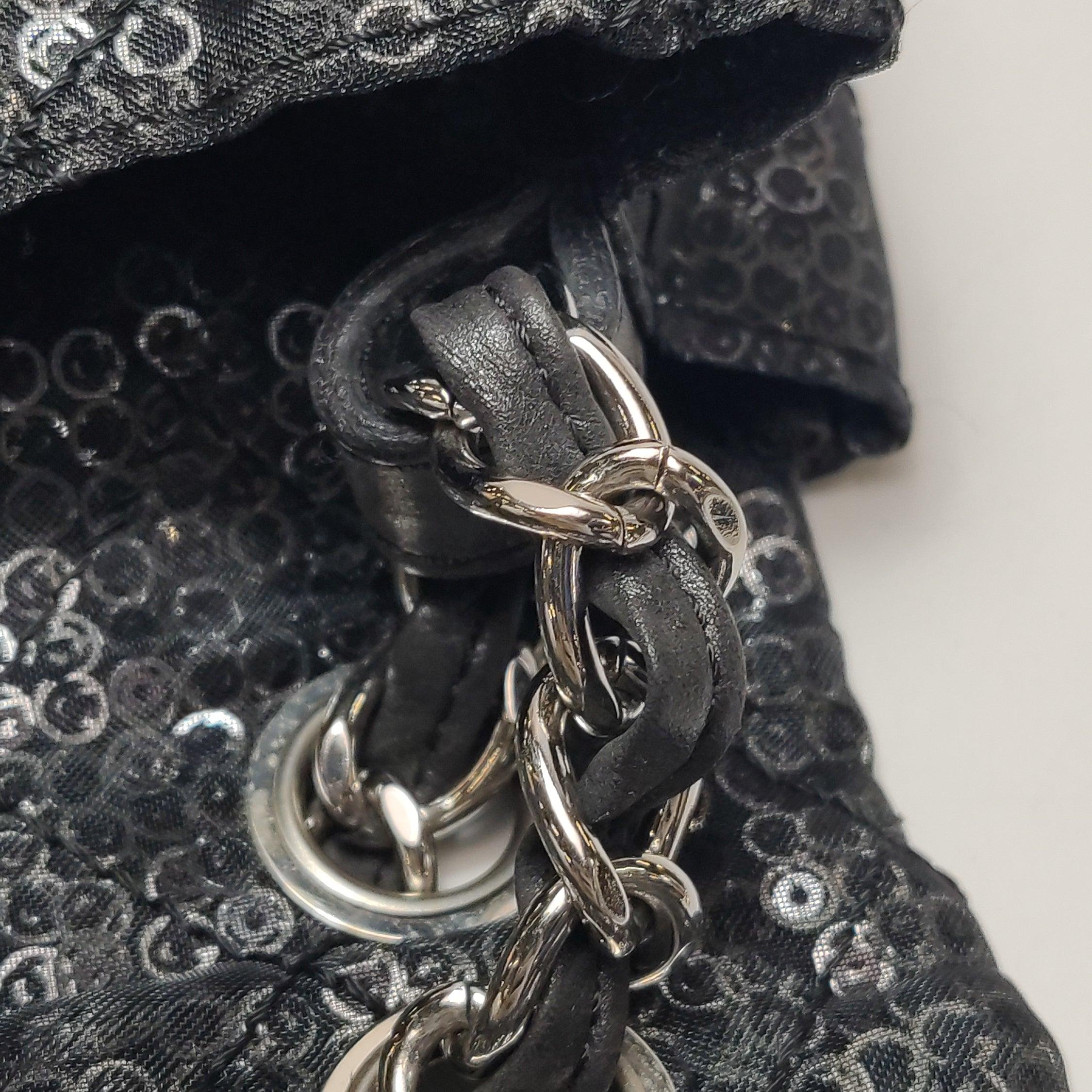 Chanel Black Mesh and Sequins Jumbo Maxi Classic Flap Silver Hardware 2008 en vente 10