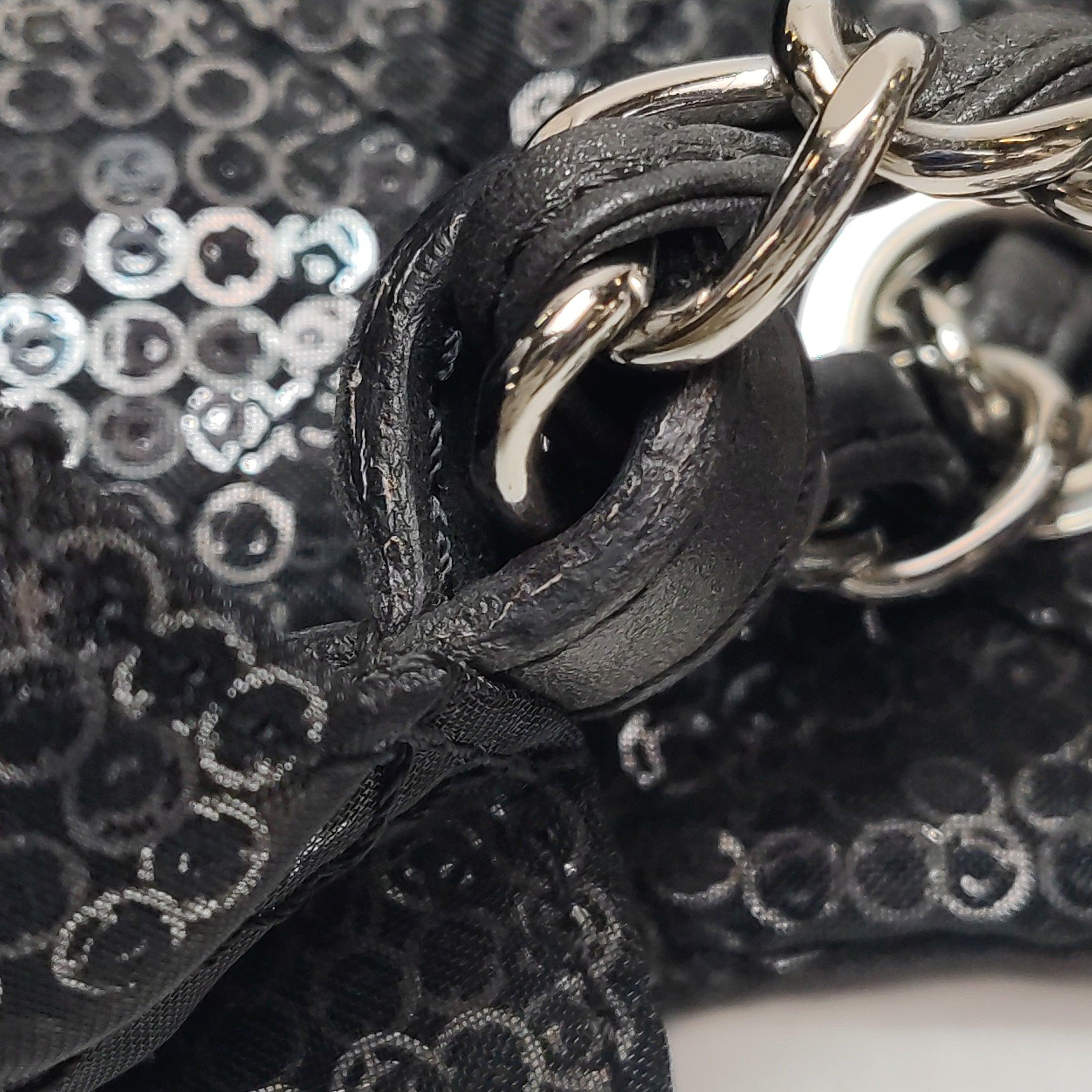 Chanel Black Mesh and Sequins Jumbo Maxi Classic Flap Silver Hardware 2008 en vente 11