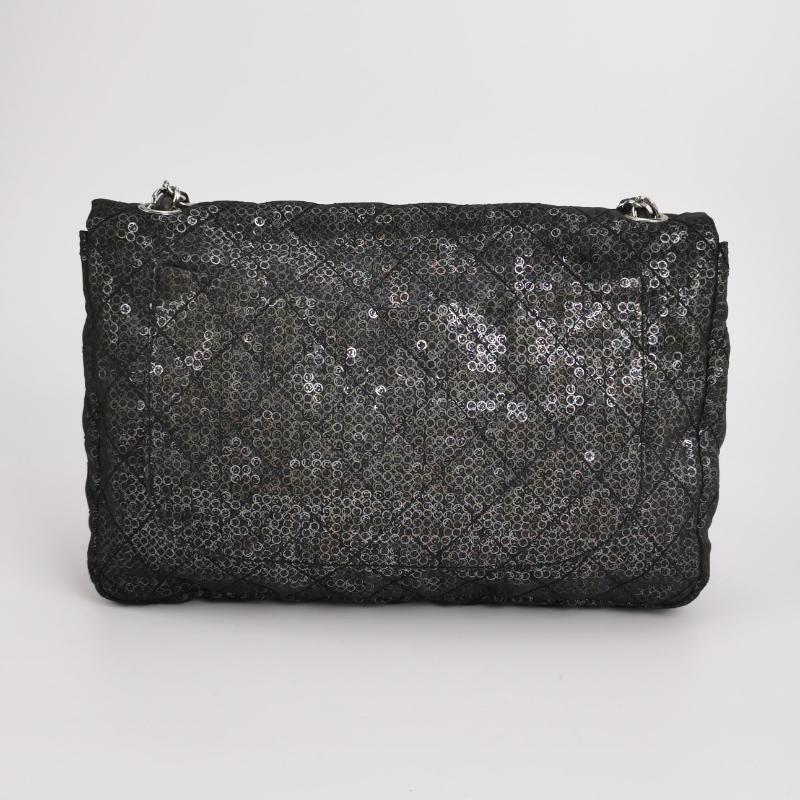 Chanel Black Mesh and Sequins Jumbo Maxi Classic Flap Silver Hardware 2008 Pour femmes en vente