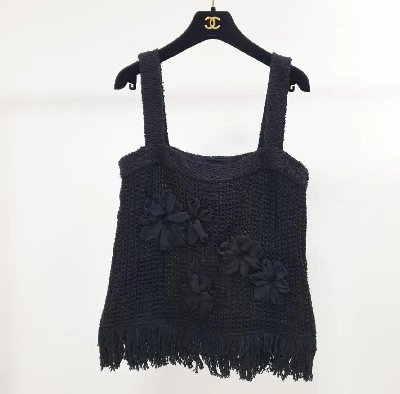 Chanel Black Mesh Applique Camisole Cardigan Twin Set  In Excellent Condition In Krakow, PL
