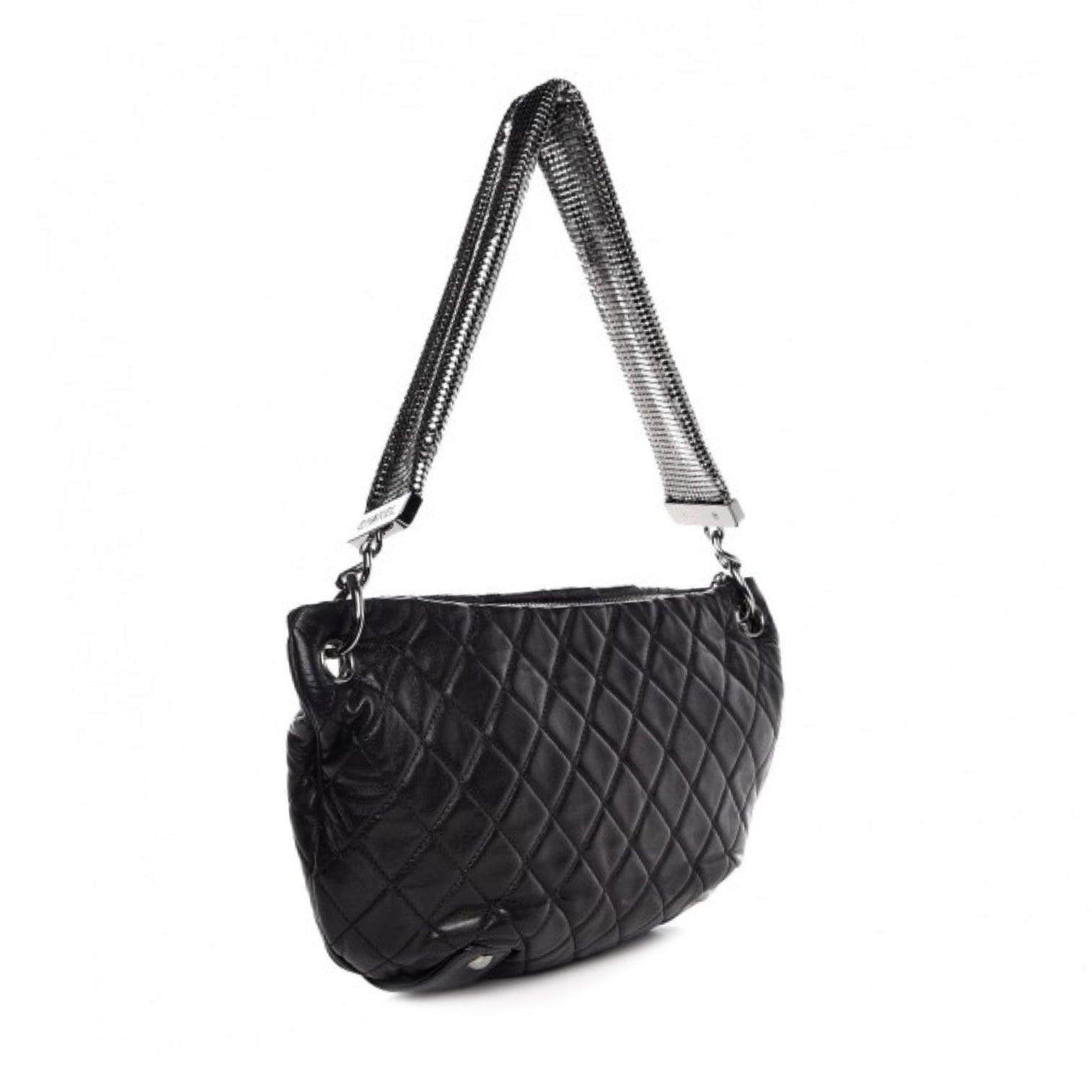 Women's or Men's Chanel Black Mesh Chain Soft Lambskin Quilted Small Tote For Sale