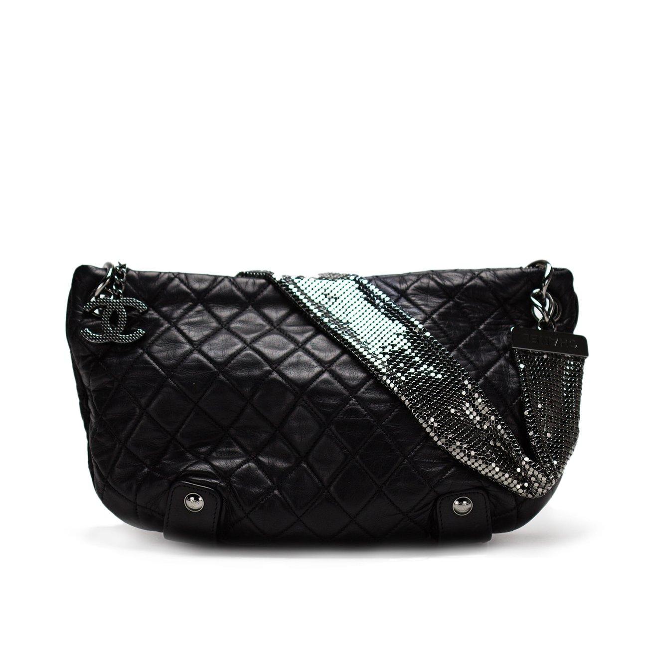 Chanel Black Mesh Chain Soft Lambskin Quilted Small Tote For Sale 2