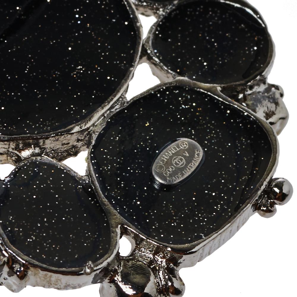 Chanel Black Metallic Gripoix and Crystal Pin Brooch In Excellent Condition In Dubai, Al Qouz 2
