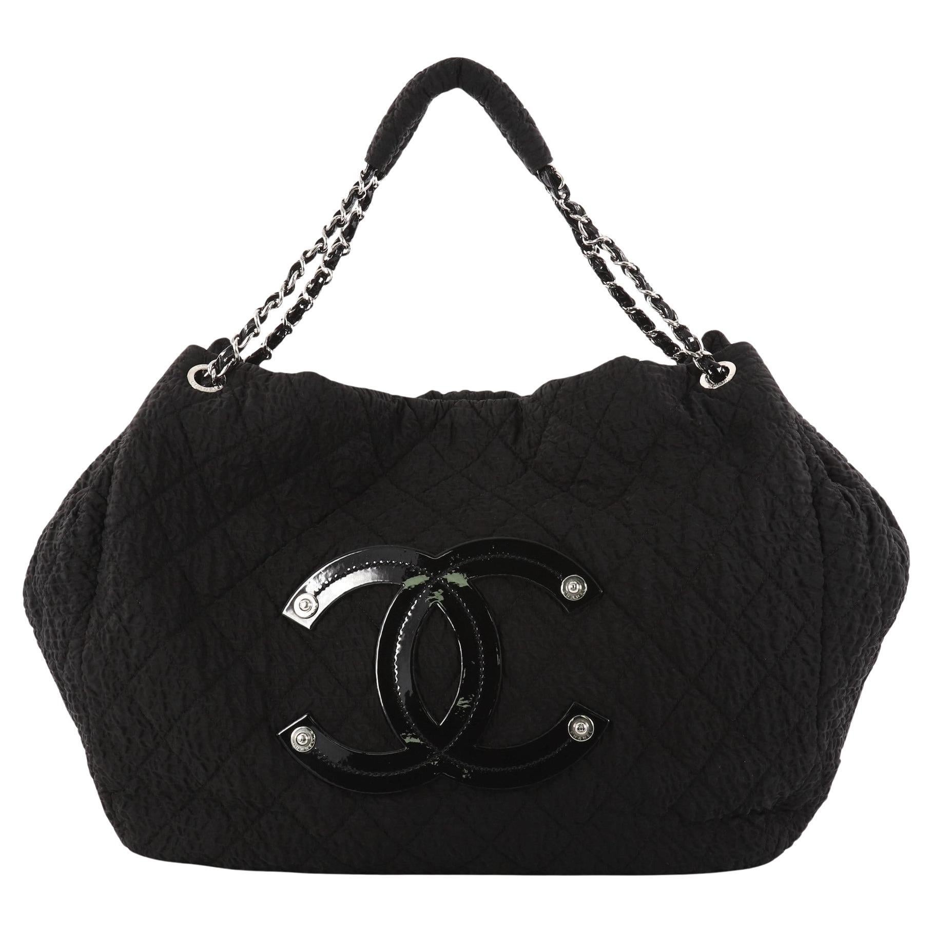 Bolso de noche Chanel Coco Chanel de nailon microfibra negro Negro en venta