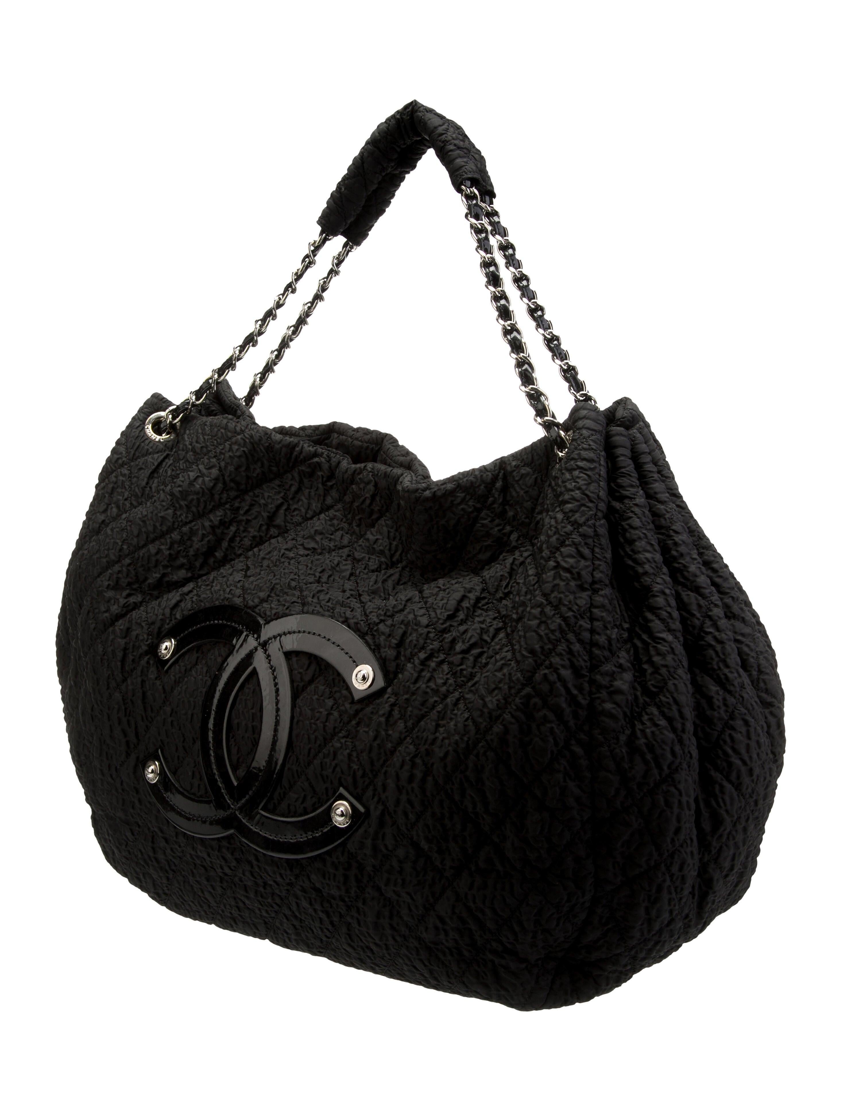 Bolso de noche Chanel Coco Chanel de nailon microfibra negro en venta 3