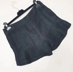 Mini pantaloncini neri di Chanel