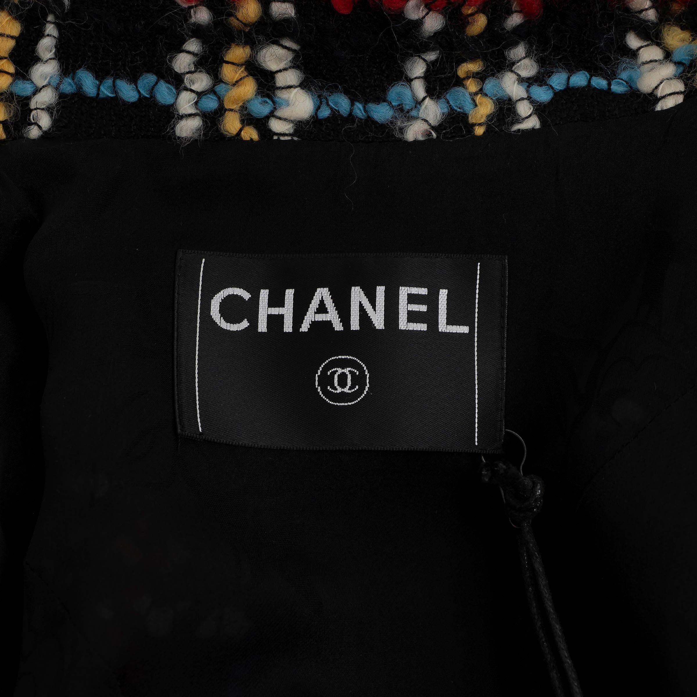 CHANEL black & multi wool 07A BEADED TWEED Coat Jacket S in vendita 2