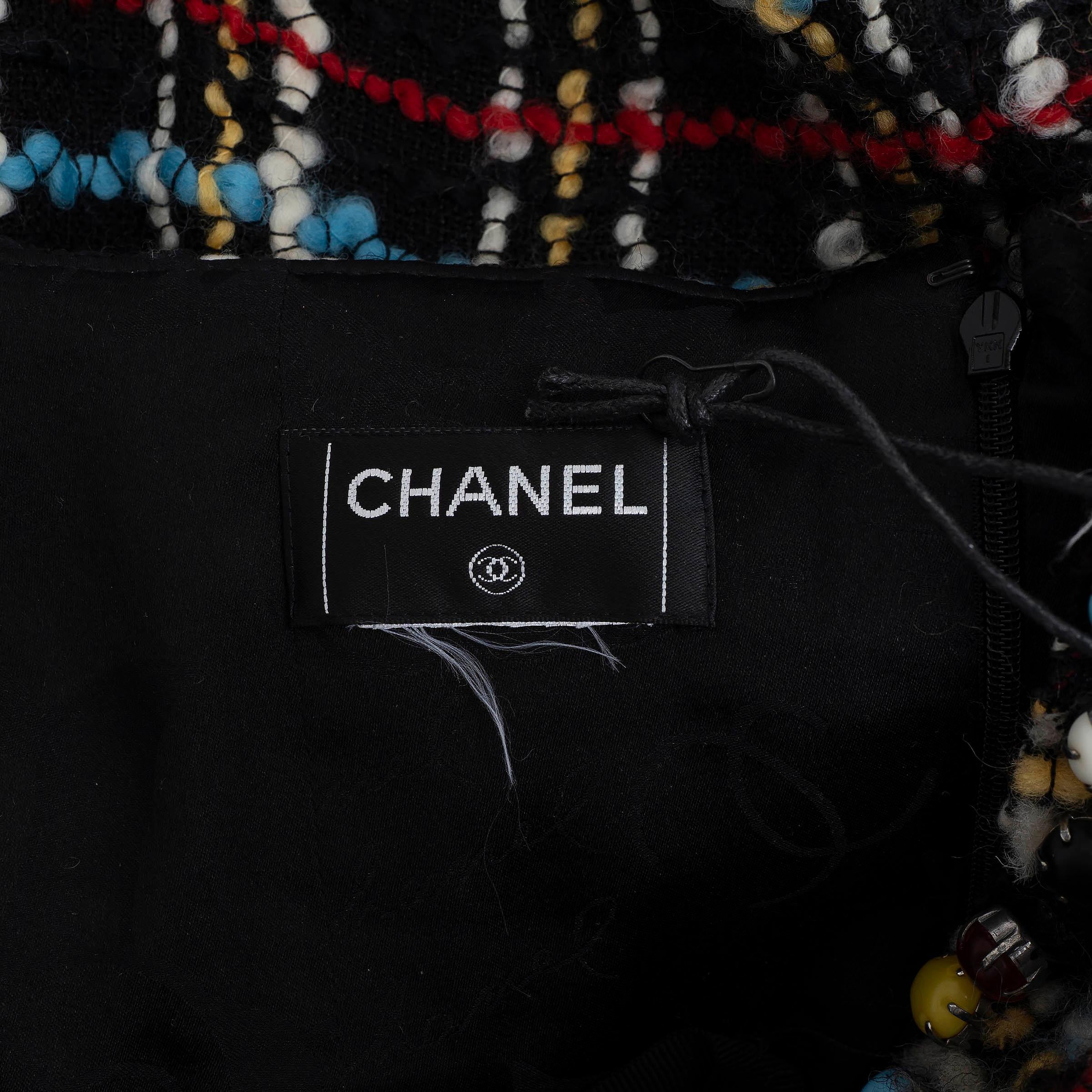 CHANEL - Jupe 07A BEADED TWEED en laine noire et multicolore S en vente 2