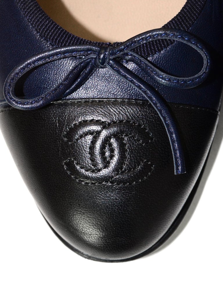 Leather ballet flats Chanel Navy size 39 EU in Leather - 18682364