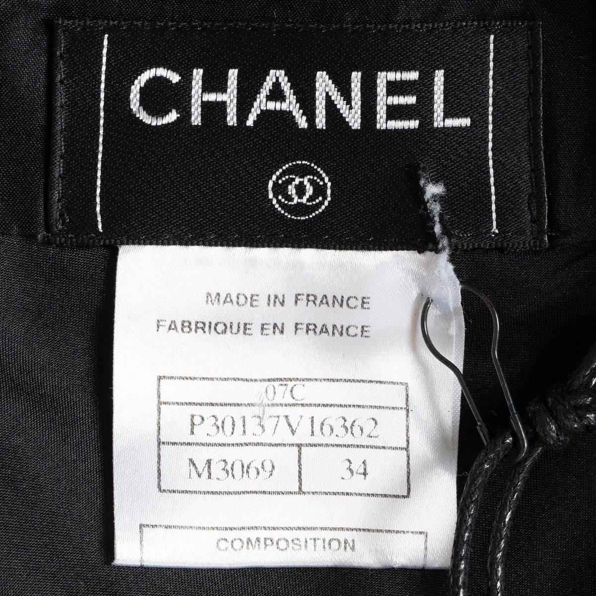 CHANEL black & navy  cotton blend 2007 07C BRAID TRIM TWEED Skirt 34 XXS 2