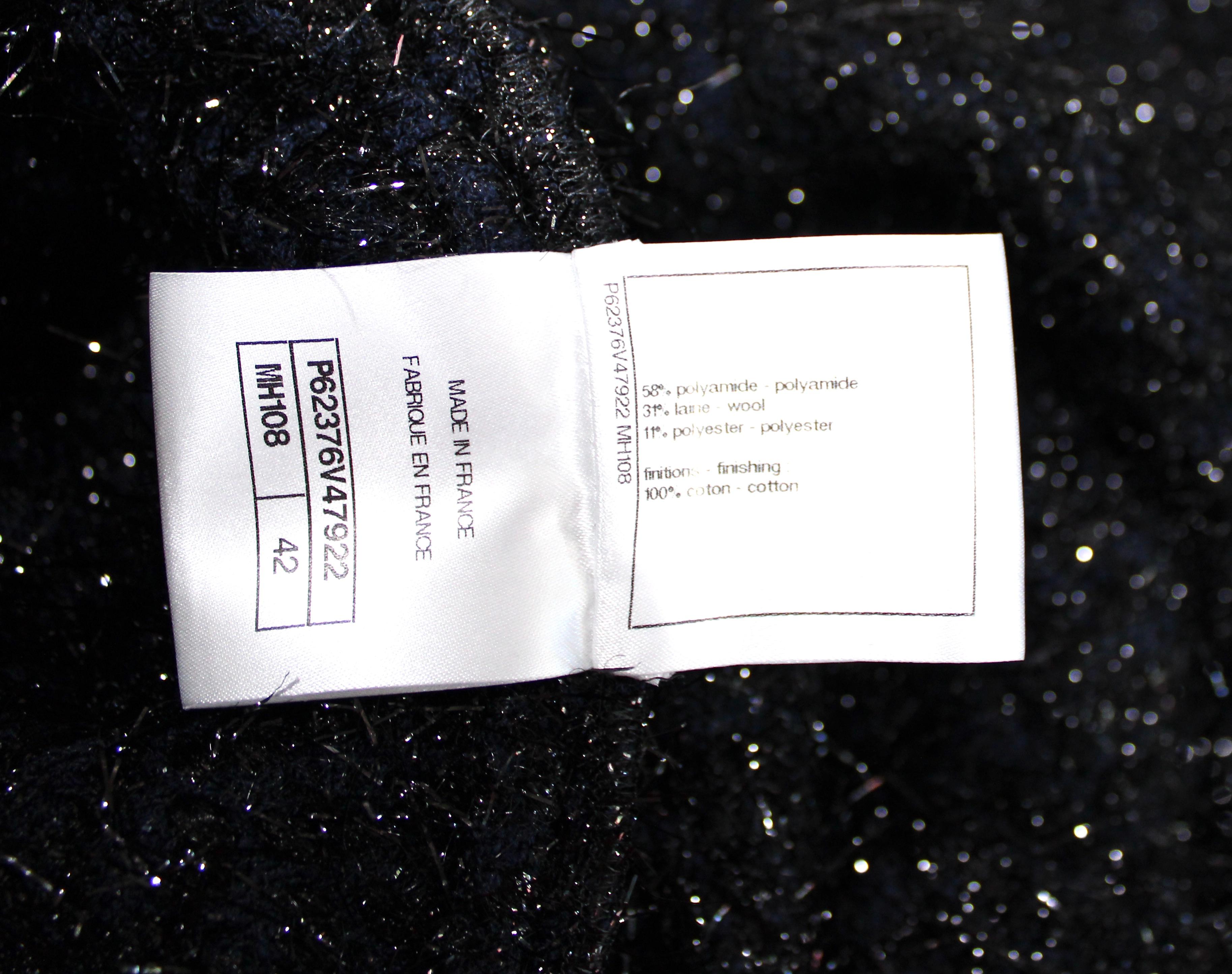 Capo Chanel nero e navy in misto lana metallizzata 2019 in vendita 5