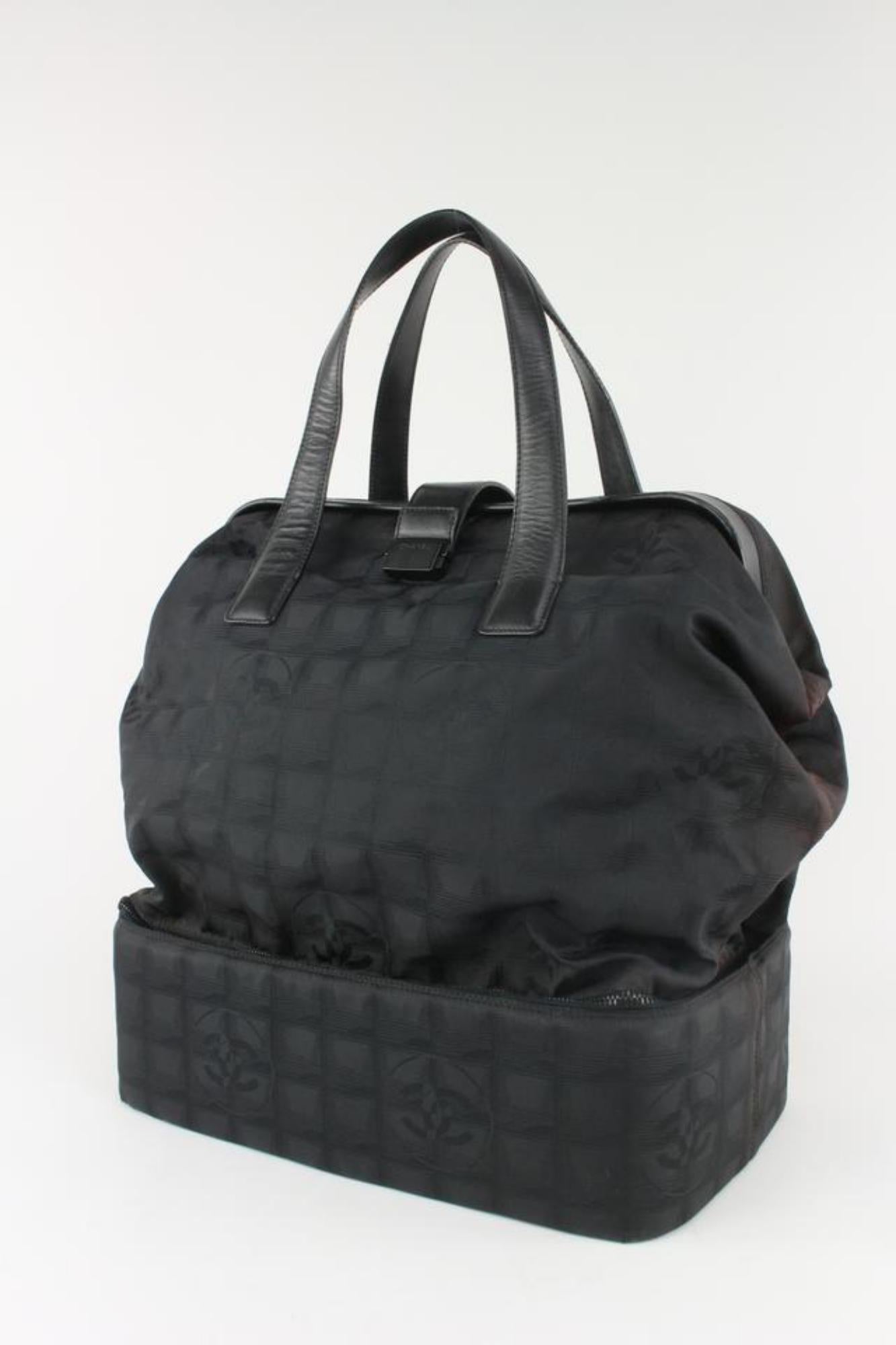 Chanel Schwarz New Line Reisetasche mit Schuhfach 122c18 im Angebot 8
