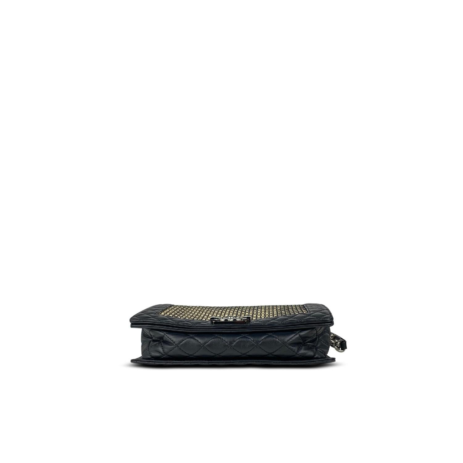 Chanel Black New Medium Boy Shoulder Bag For Sale 2