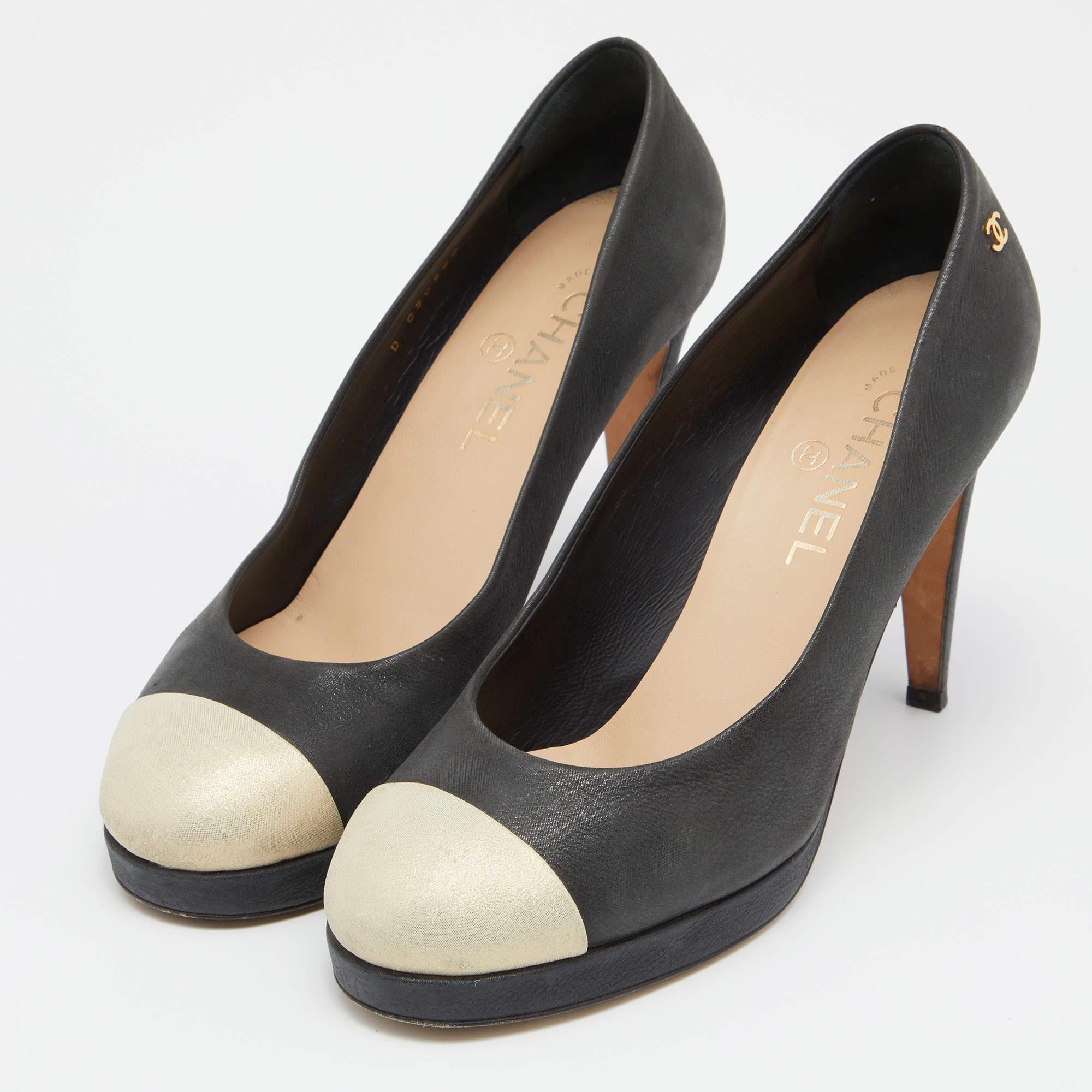 Make a chic style statement with these designer pumps. They showcase sturdy heels and durable soles, perfect for your fashionable outings!

Includes: Original Dustbag