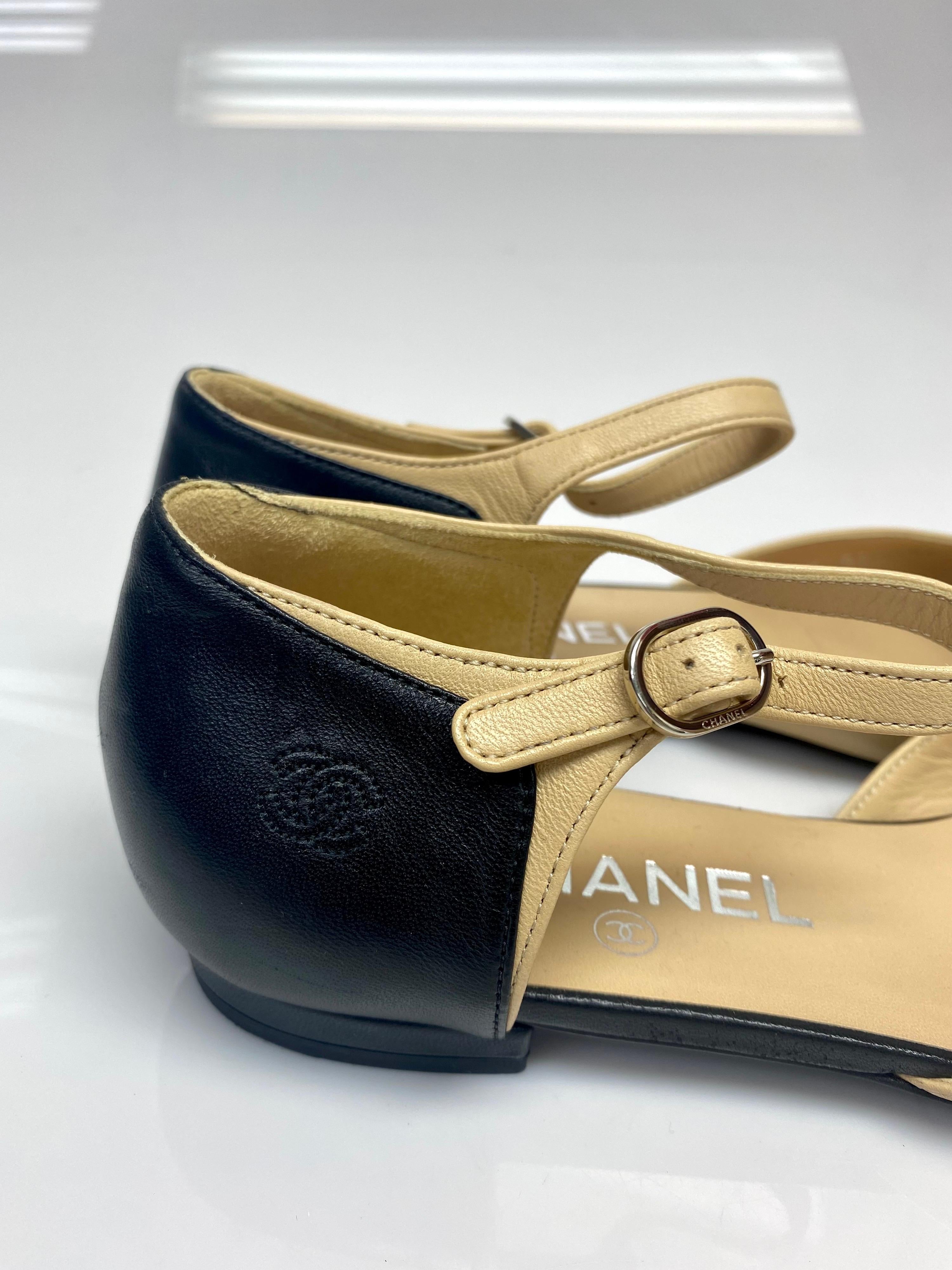 Chanel Black Nude Leather Ballerina Pointed Toe Flats - Size 38 2