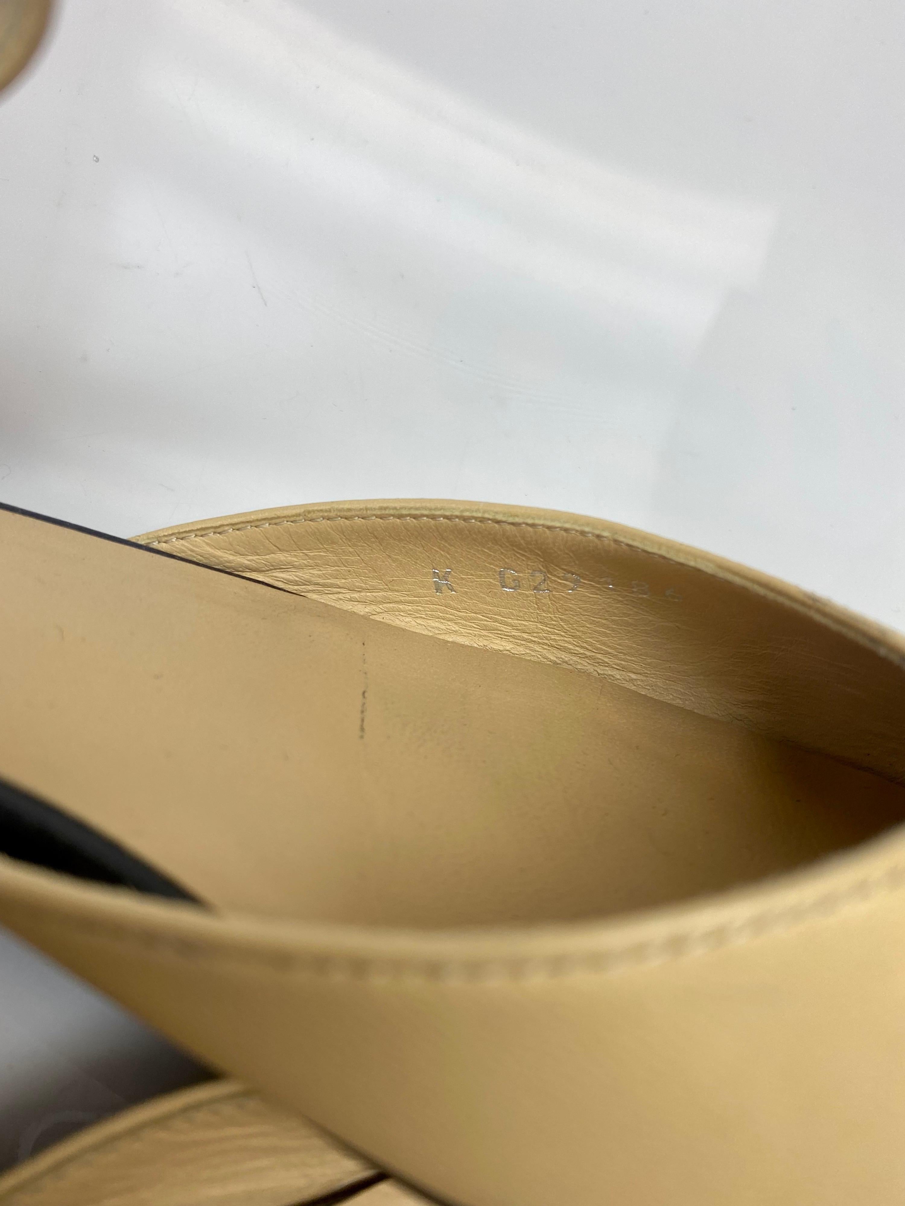 Chanel Black Nude Leather Ballerina Pointed Toe Flats - Size 38 1