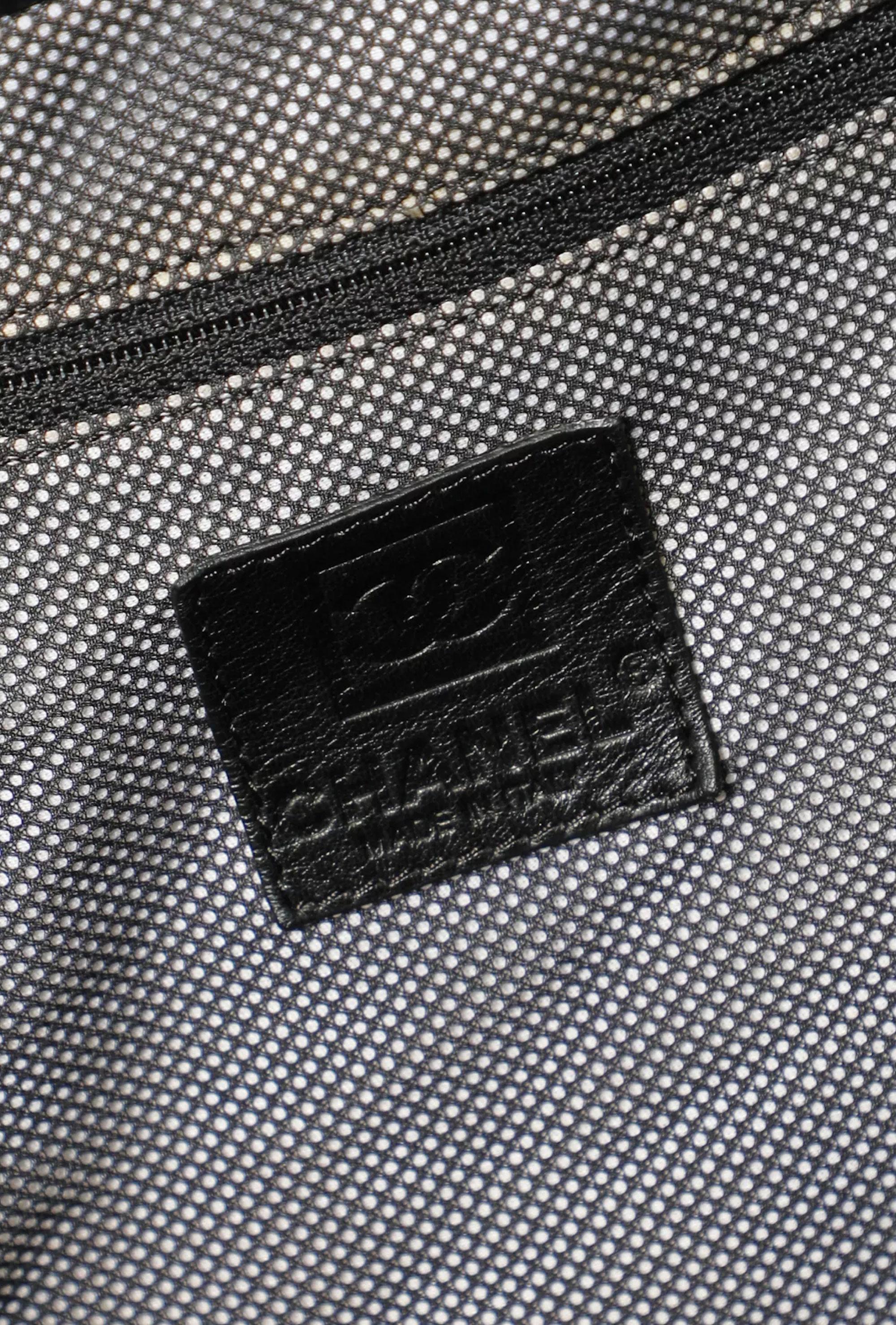 Chanel Black Nylon Microfiber Large CC Logo Tote For Sale 5