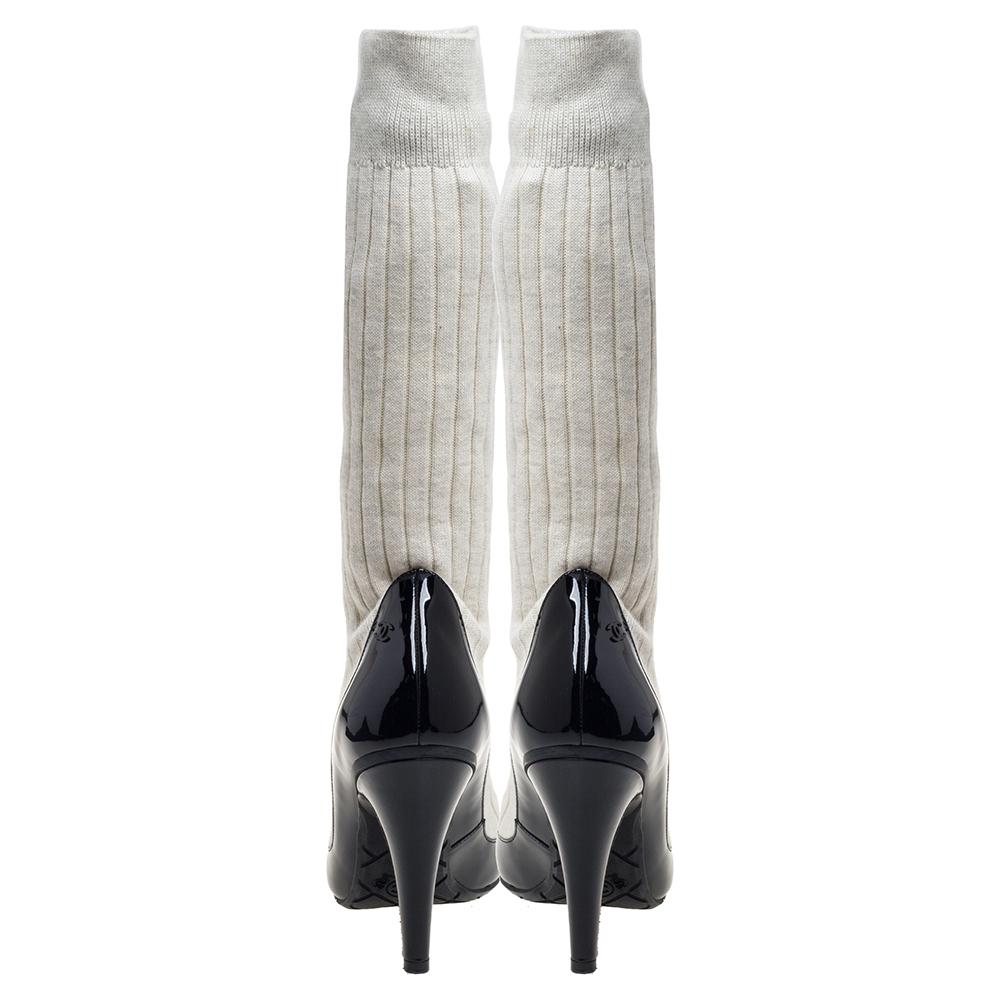 Chanel Schwarz/Off White Lackleder und Socke Kniestiefel Größe 36 (Grau)