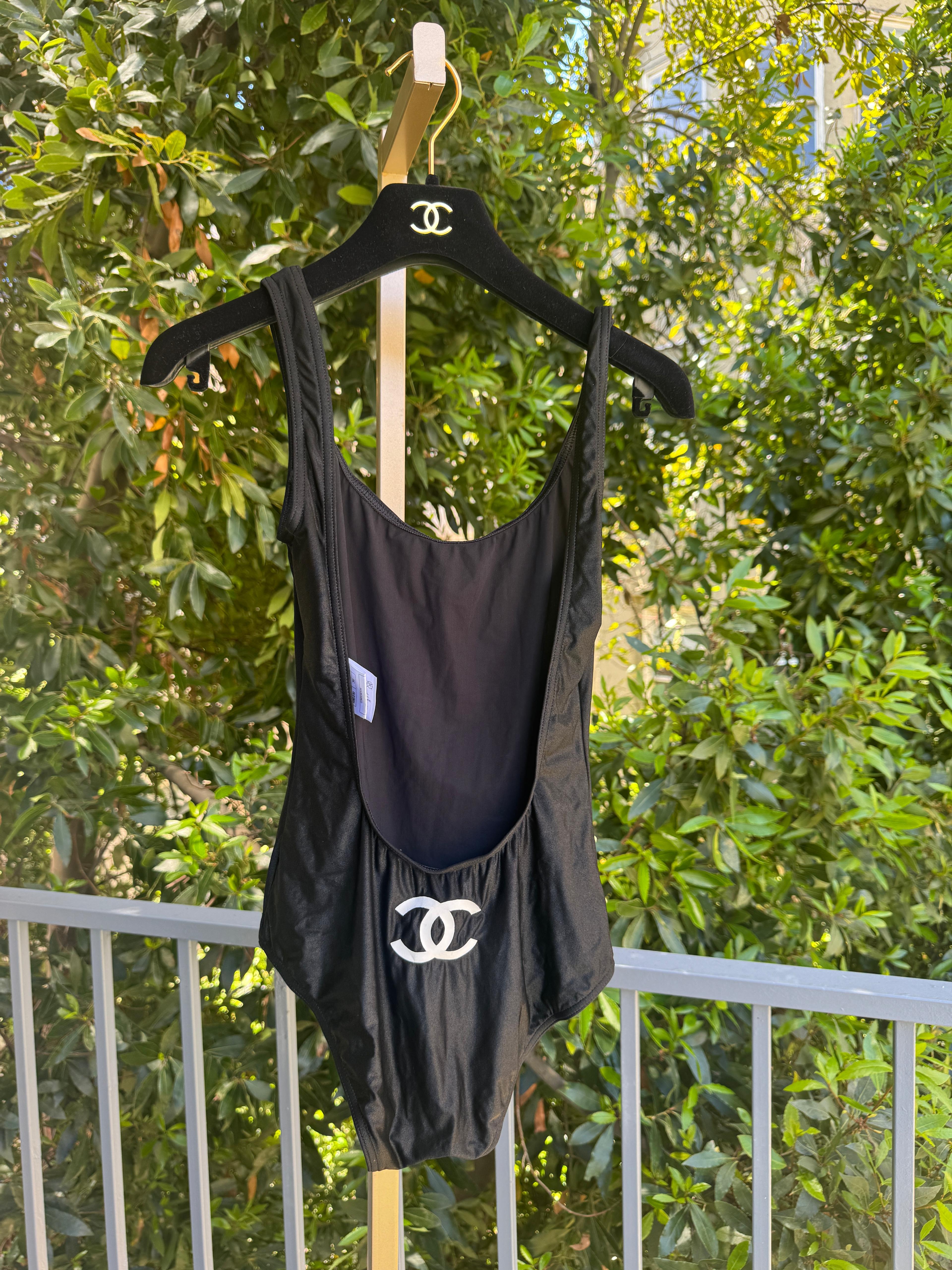 Chanel Traje de baño negro de una pieza - Colección 2009 Negro en venta