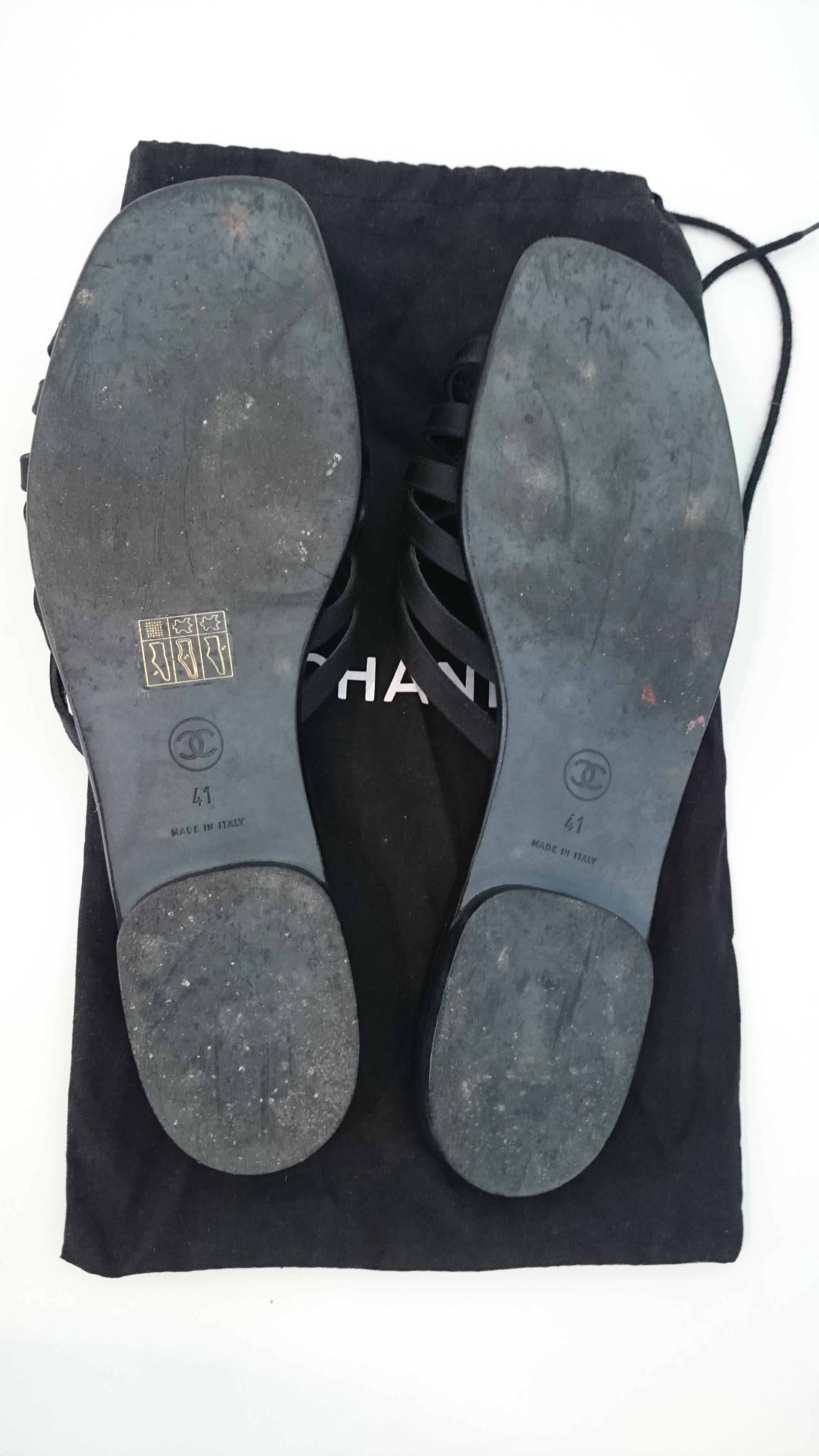 Chanel Black Open Flowers Silk Stripes Sandals. Excellent conditions. Size 41 For Sale 2
