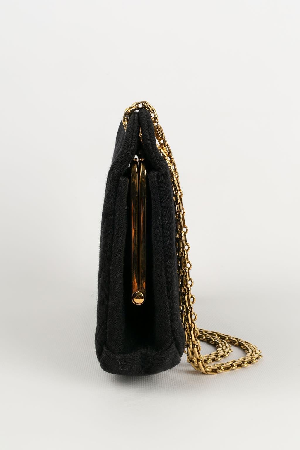 Chanel Black Overstitched Jersey Bag In Good Condition For Sale In SAINT-OUEN-SUR-SEINE, FR