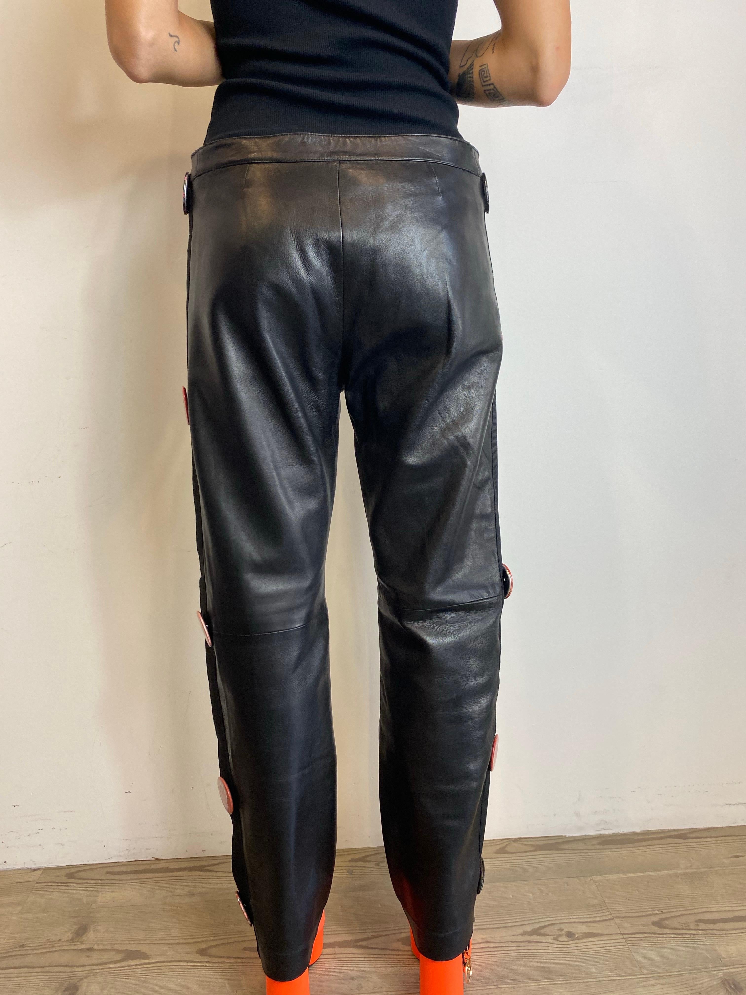 Chanel black pants with pins. For Sale 3
