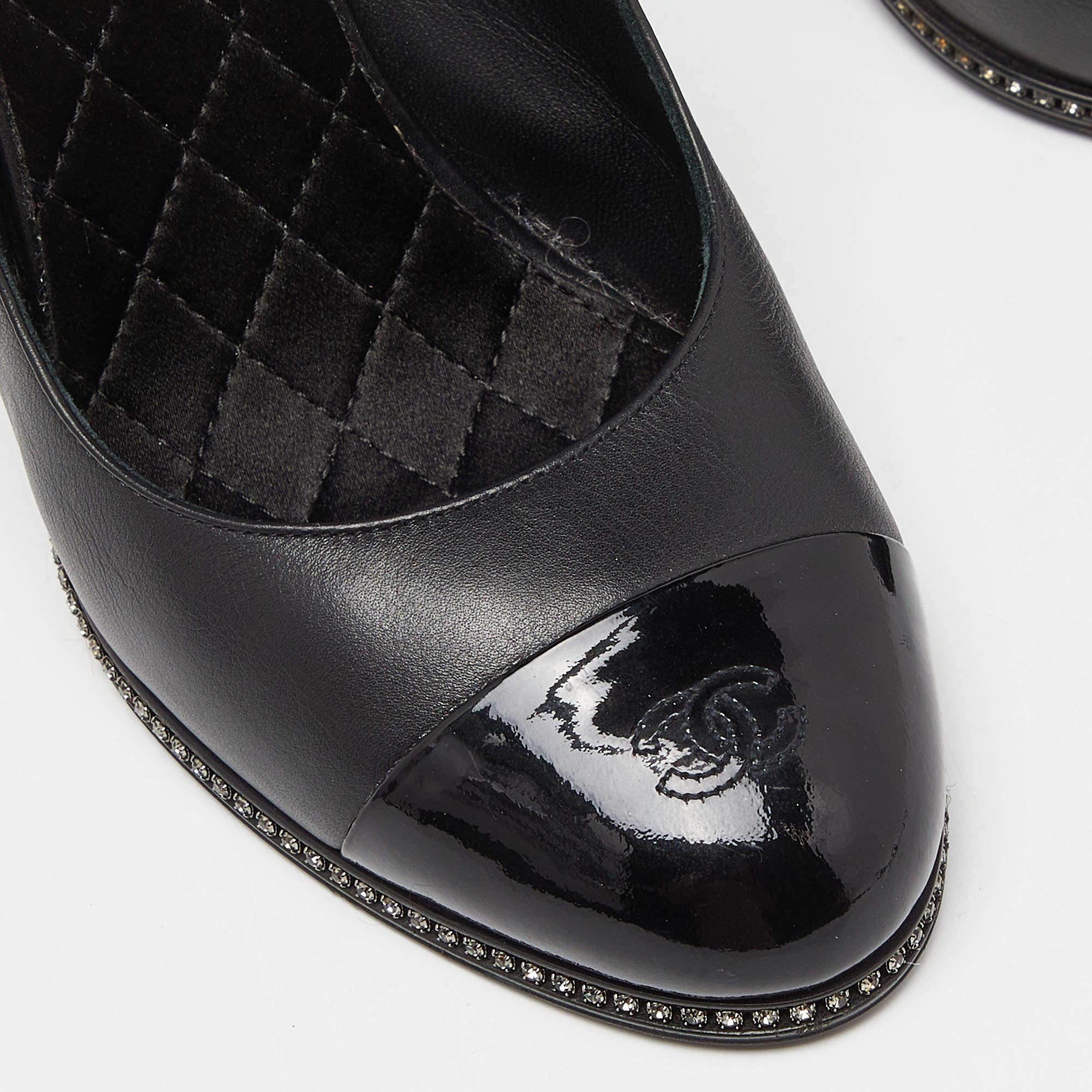 Chanel Black Patent and Leather CC Cap Toe Slingback Pumps Size 38.5 4