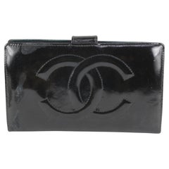 Chanel Nero Brevetto CC Logo Portafoglio lungo con patta 1210c31