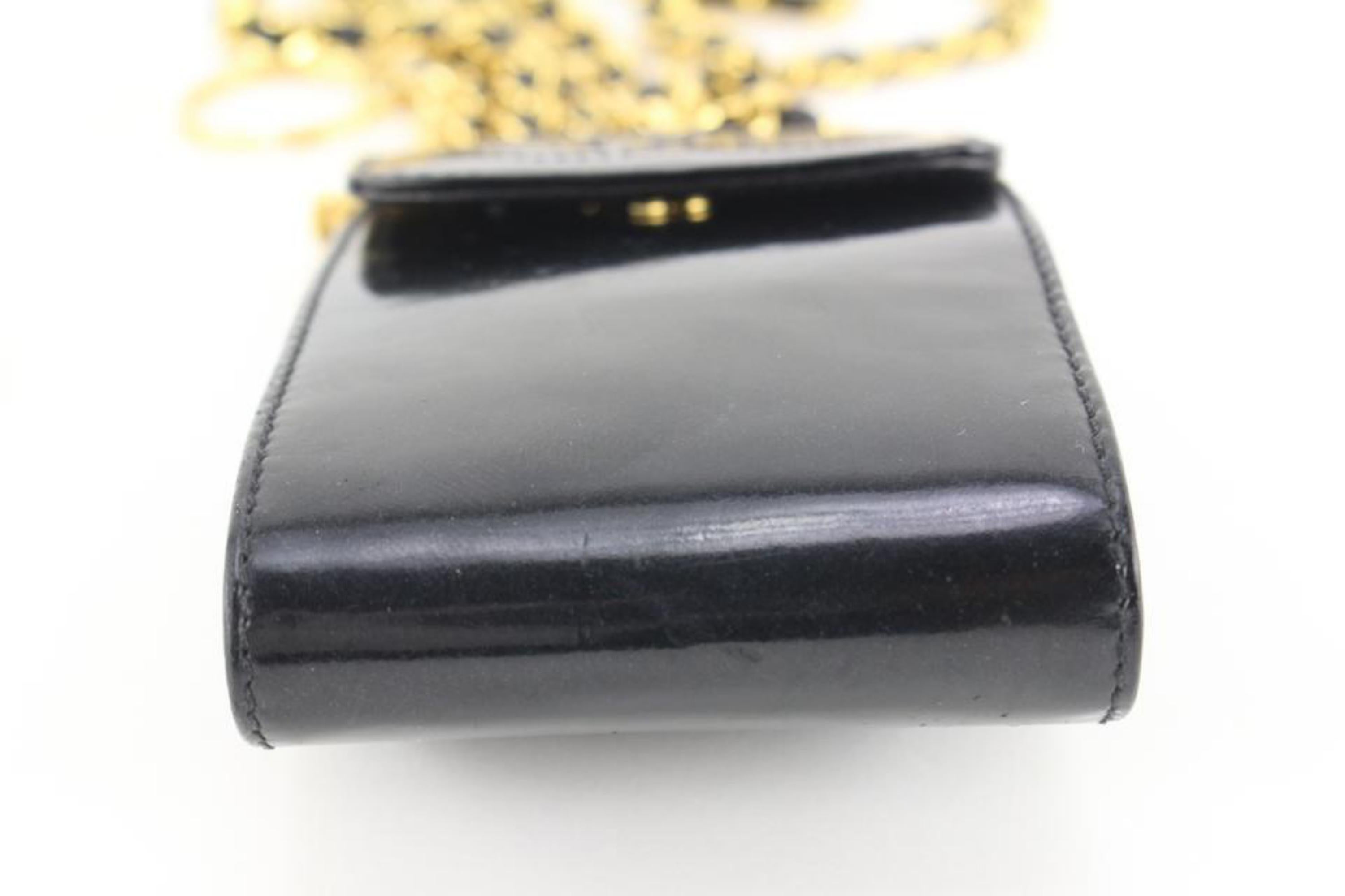 Women's Chanel Black Patent CC Logo Mini Flap Pouch Crossbody 13ck69s For Sale