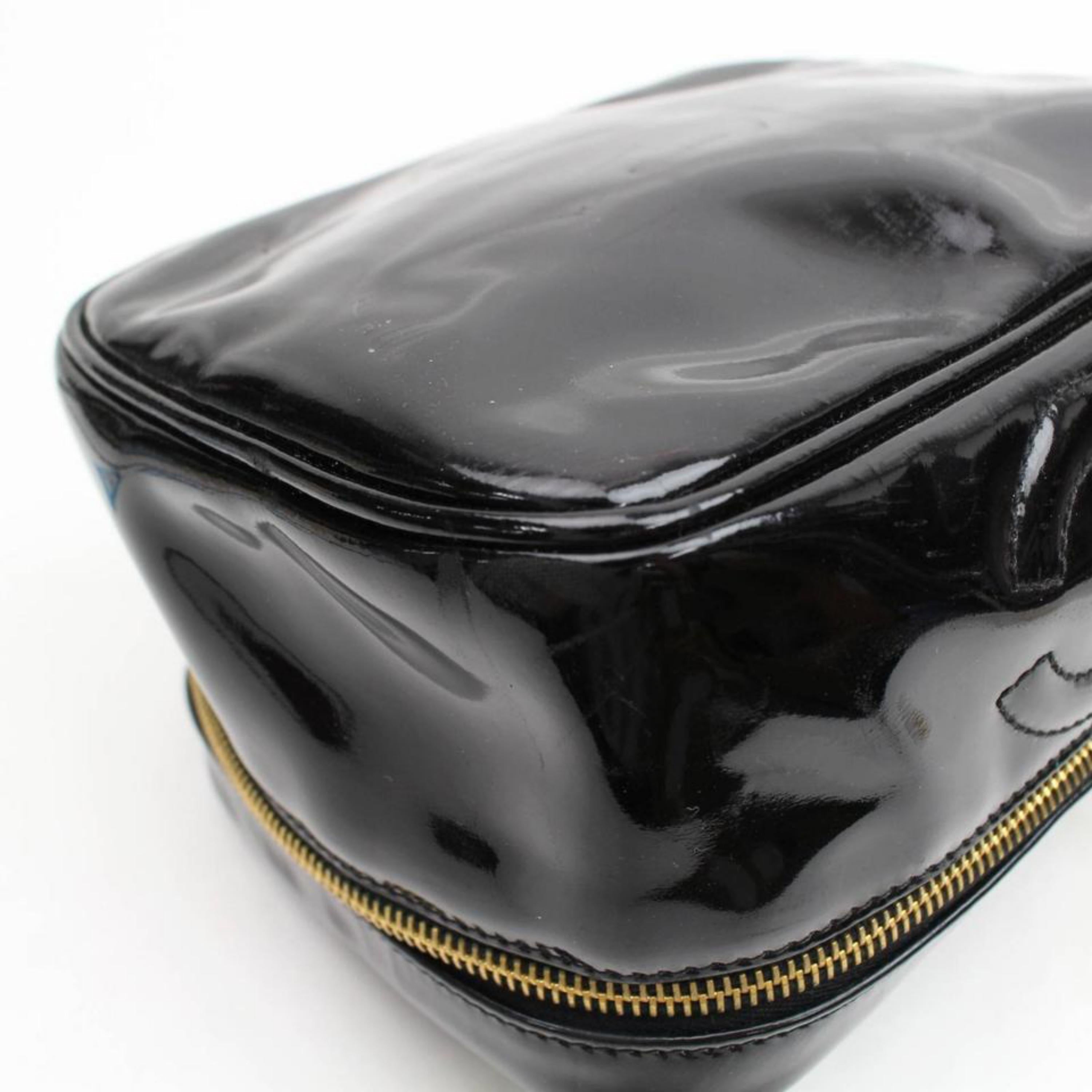 Chanel Black Patent Cc Logo Vanity Case868327 Cosmetic Bag For Sale 3