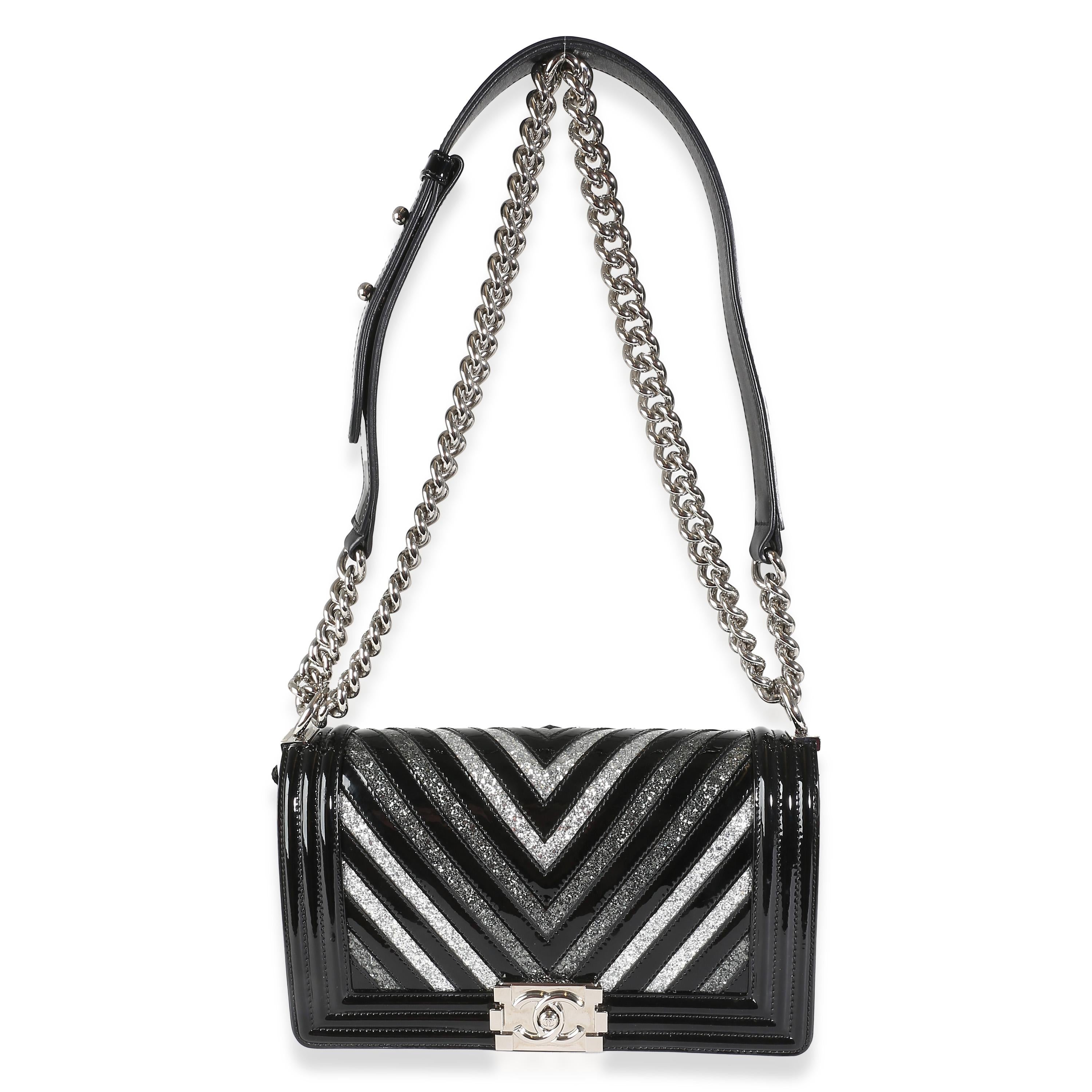 Chanel Negro Charol Chevron Purpurina PVC Viejo Bolso Mediano Niño en venta 2