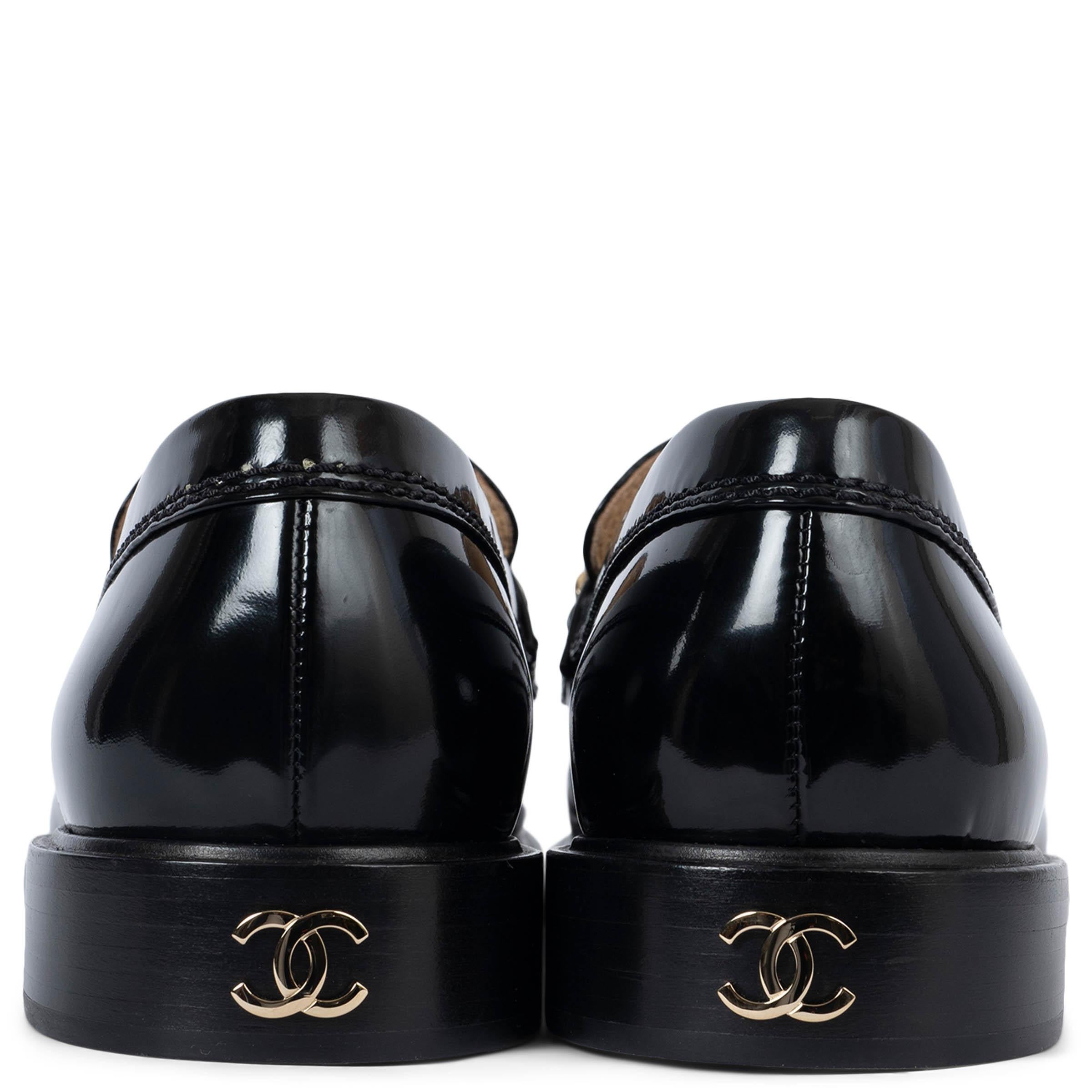 CHANEL cuir verni noir 22C DUBAI PENNY Mocassins Chaussures 42 fit 41 Pour femmes en vente