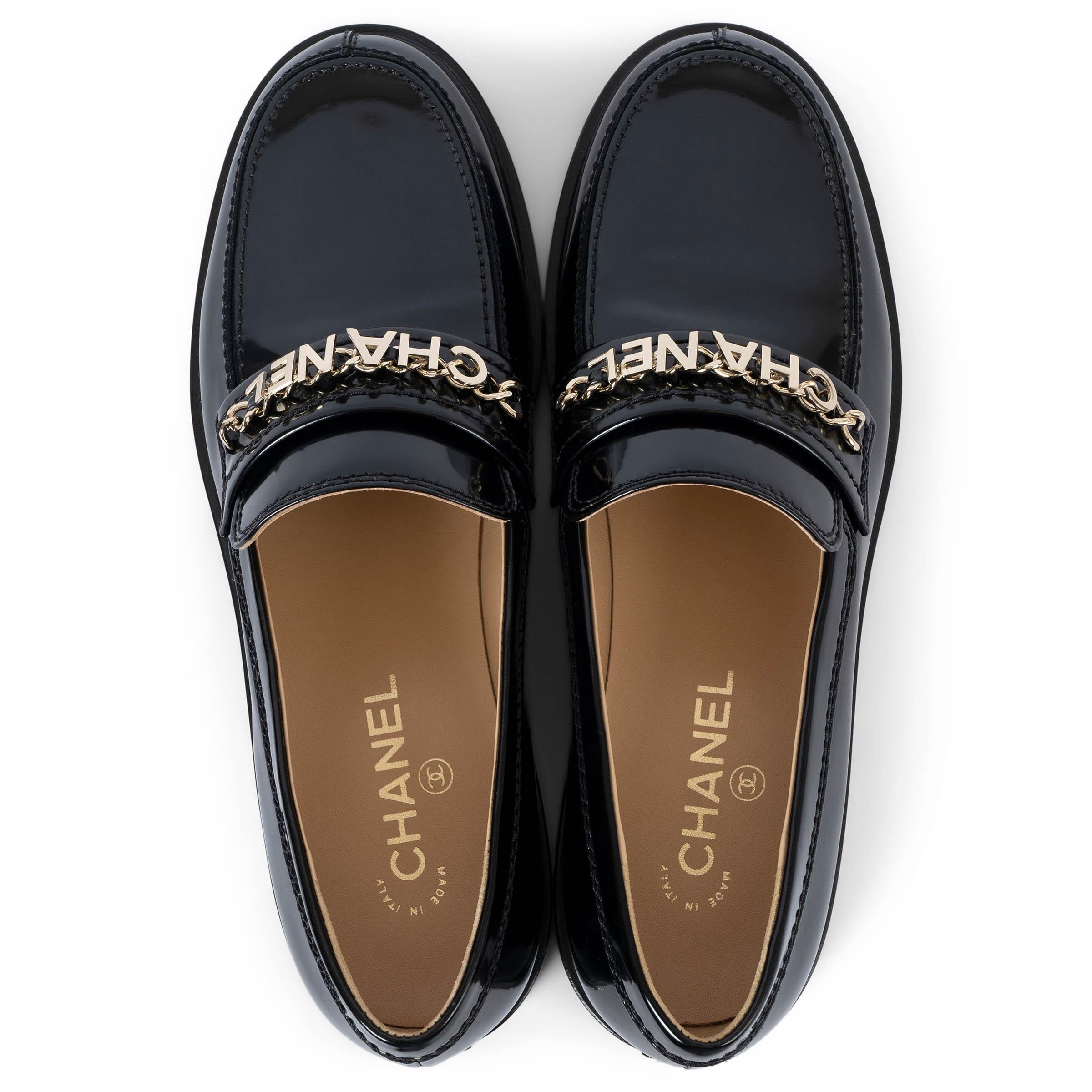 CHANEL cuir verni noir 22C DUBAI PENNY Mocassins Chaussures 42 fit 41 en vente 1