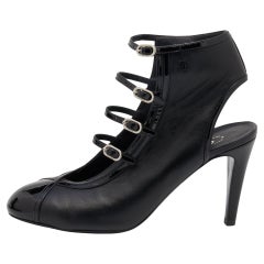 Chanel Black Patent Leather And Leather CC Buckle Detail Ankle Booties Size 37.5