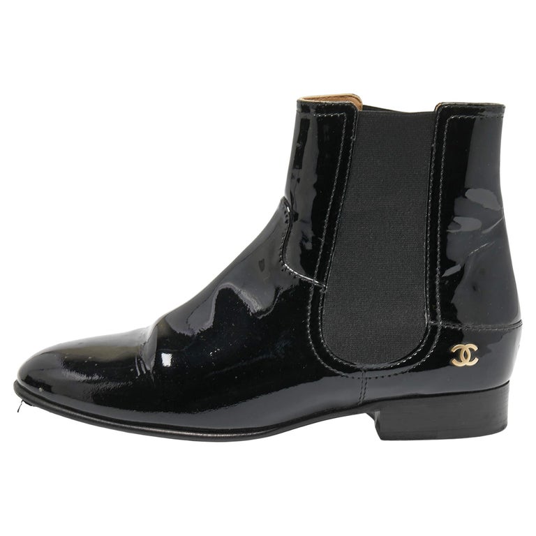 Chanel, Black leather lace up CC ankle boots - Unique Designer Pieces