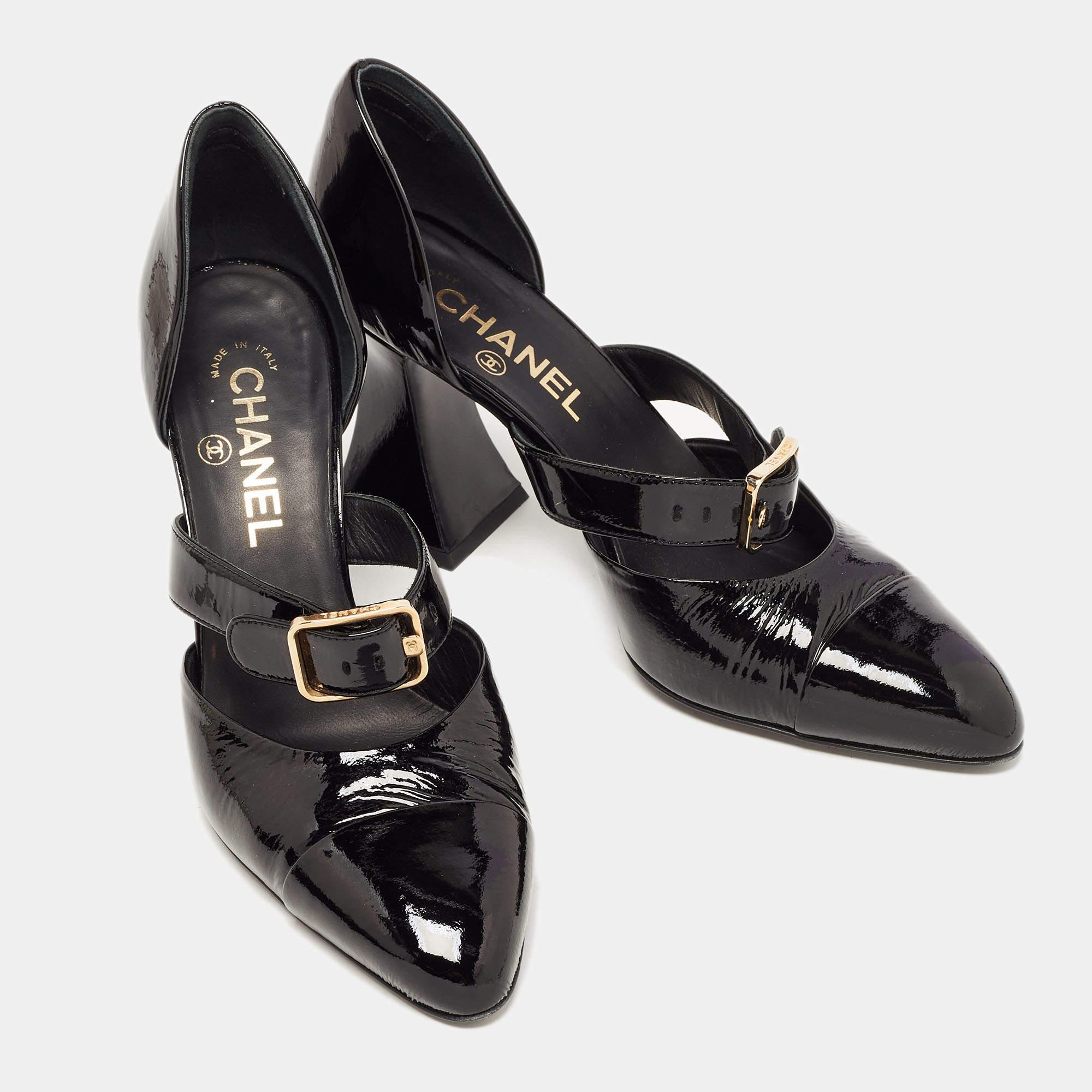 Chanel Black Patent Leather CC D'orsay Pumps Size 39 1