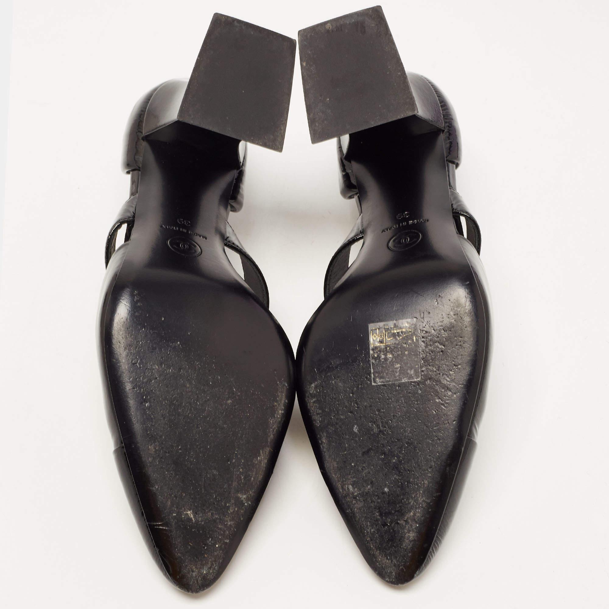 Chanel Black Patent Leather CC D'orsay Pumps Size 39 5