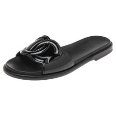 Chanel Black Patent Leather CC Flat Slides Size 38.5