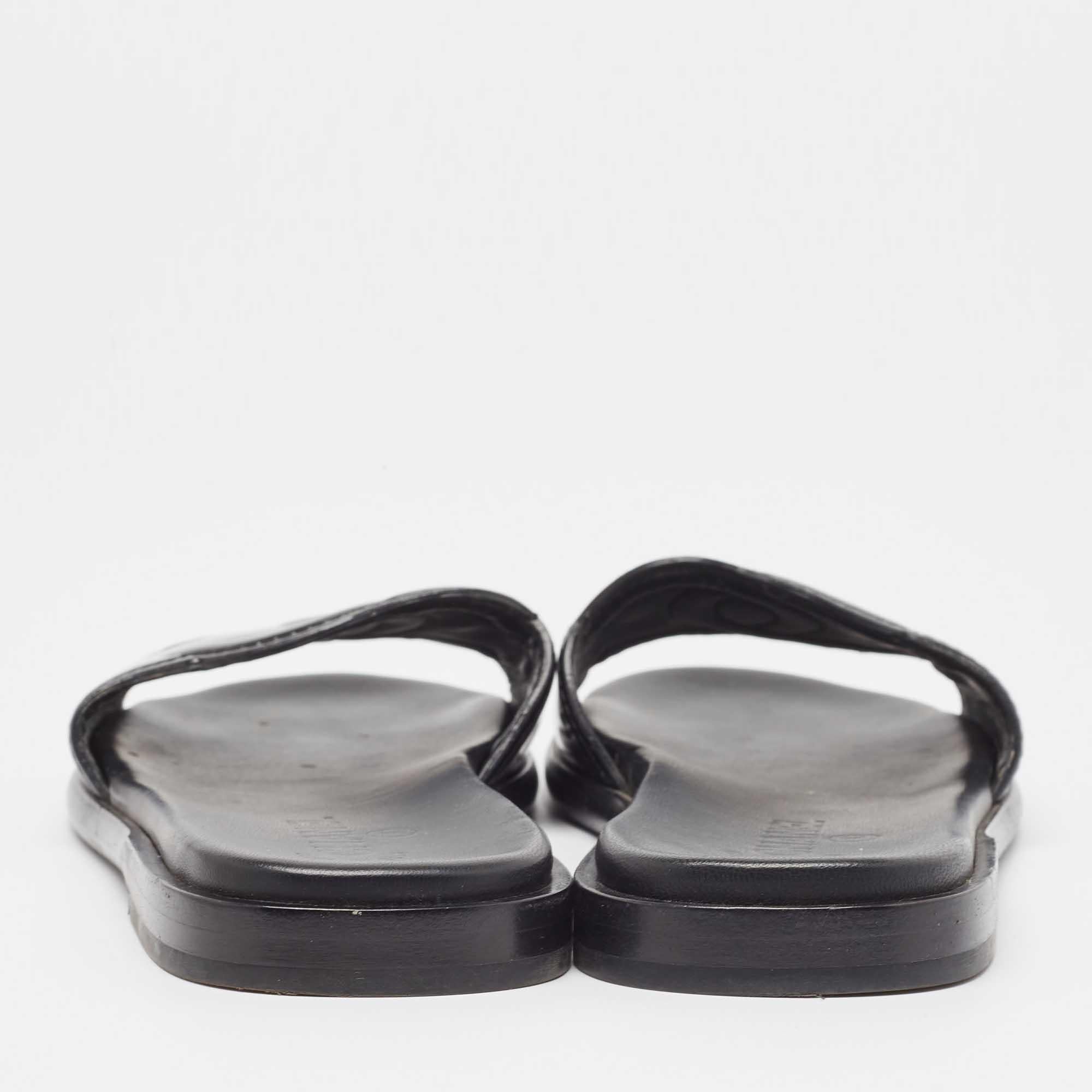 Chanel Black Patent Leather CC Flat Slides Size 39.5 1