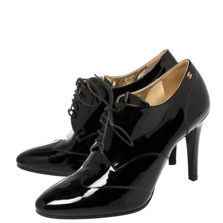 Chanel Black Patent Leather CC Lace Up Derby Ankle Booties Size 40 at  1stDibs